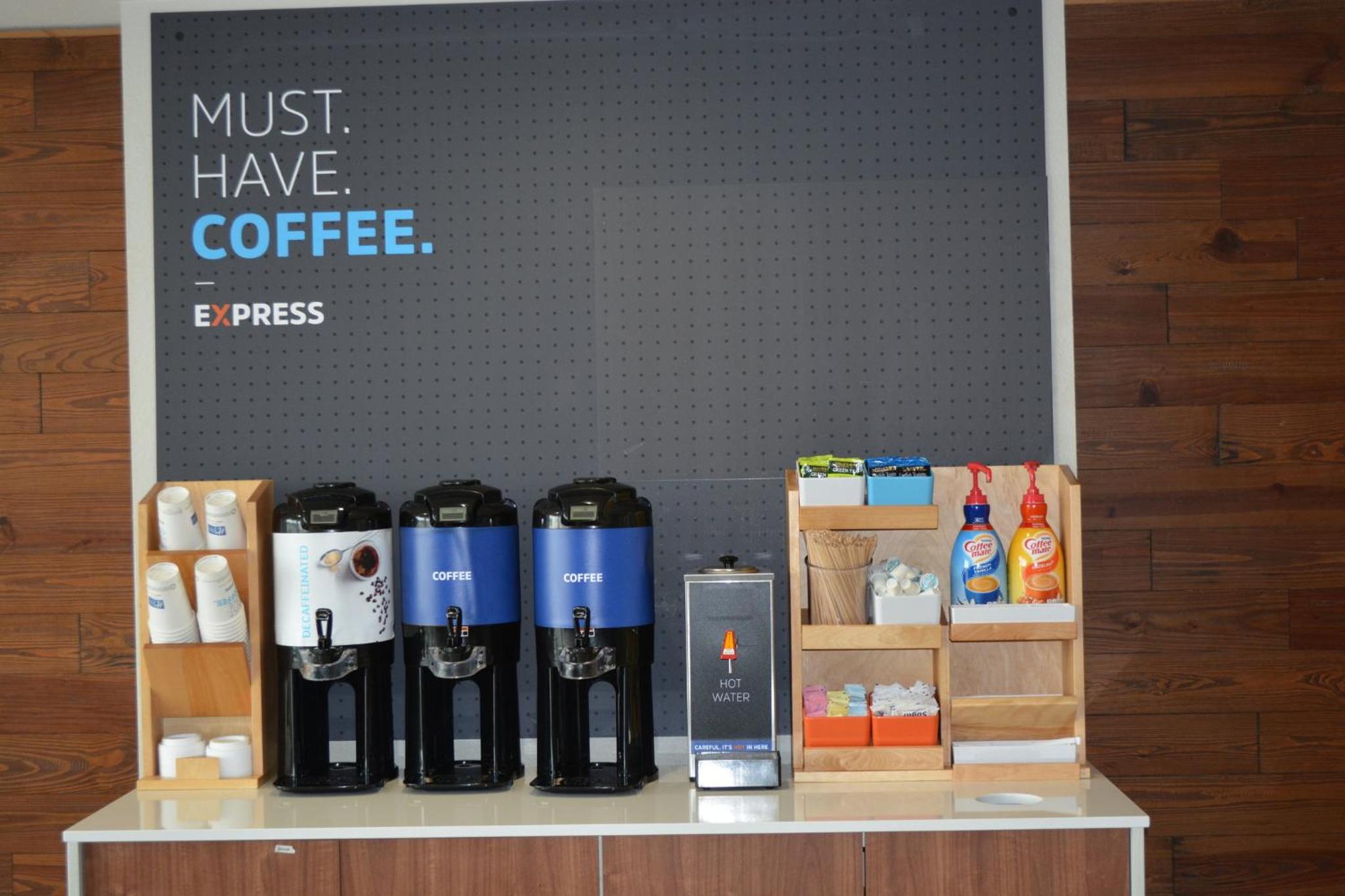 Liberal Vacations - Holiday Inn Express  Suites - Liberal, an IHG Hotel - Property Image 39