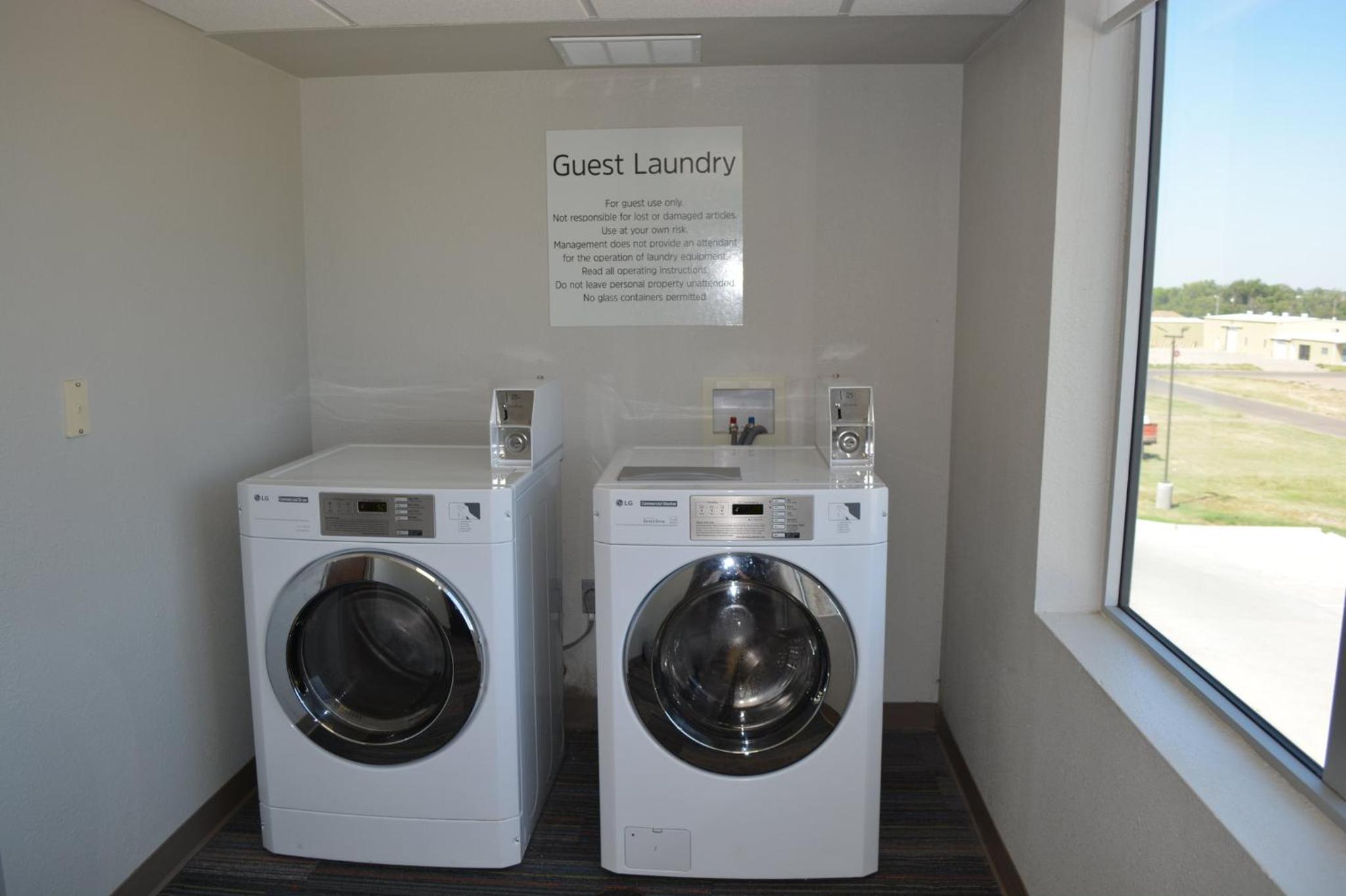 Liberal Vacations - Holiday Inn Express  Suites - Liberal, an IHG Hotel - Property Image 49