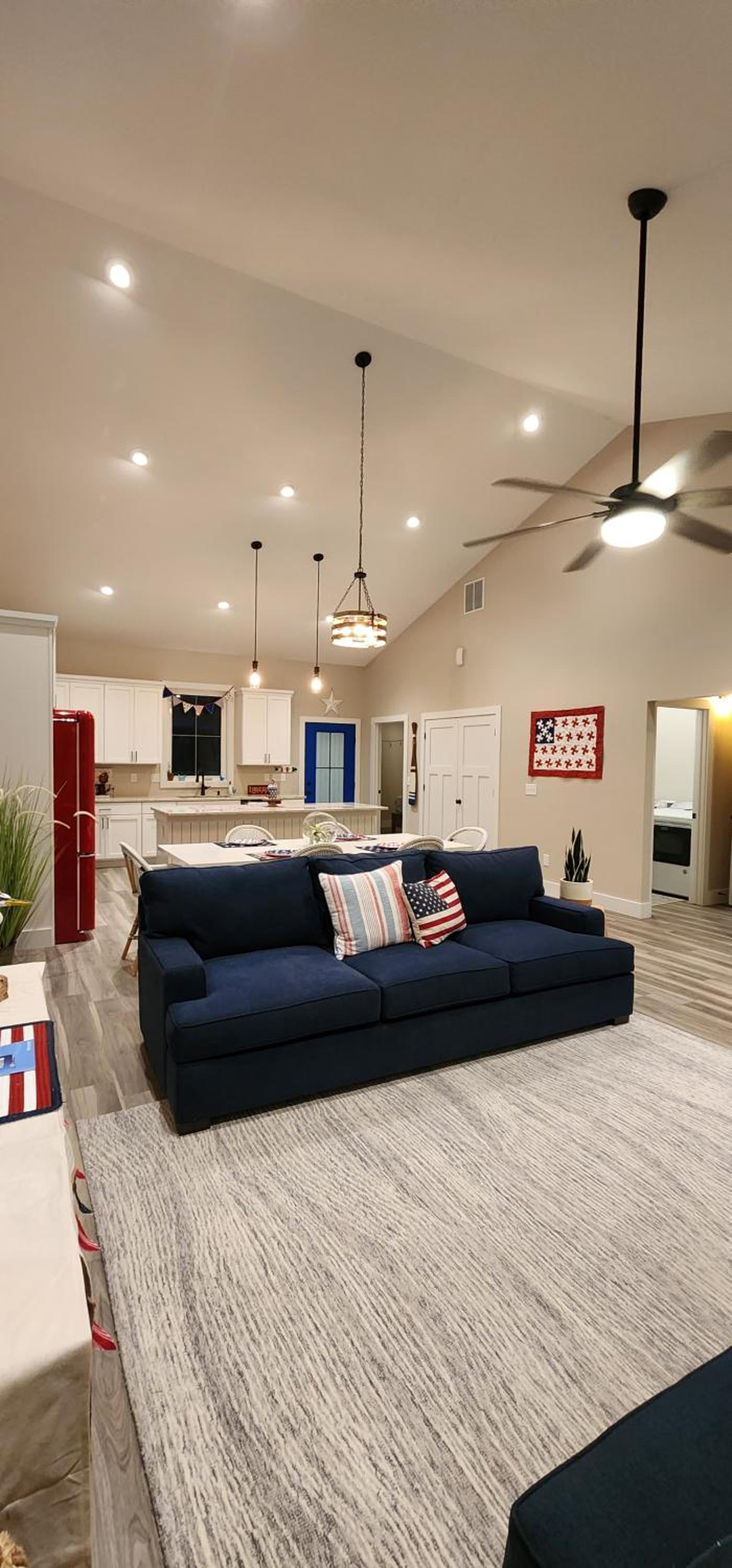 Patriotic Family Creek House, Private River Dock Ark