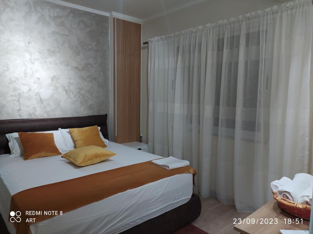 City Center Tirana luxury Orange Apartment 9A