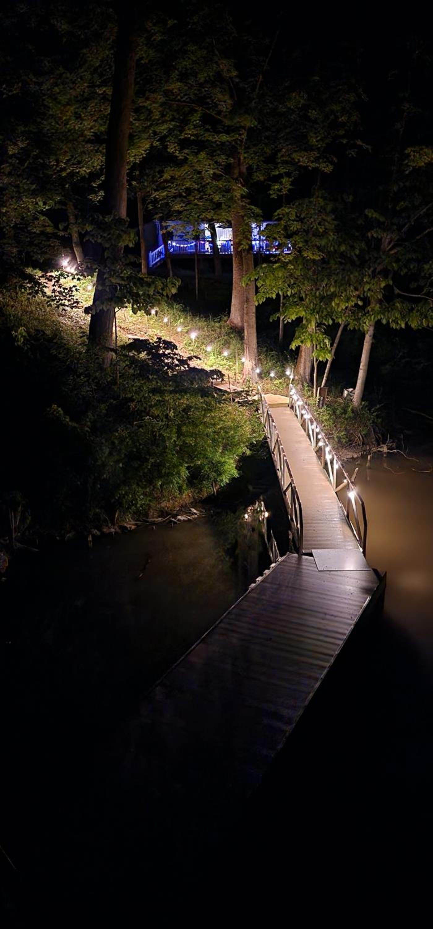Patriotic Family Creek House, Private River Dock Ark