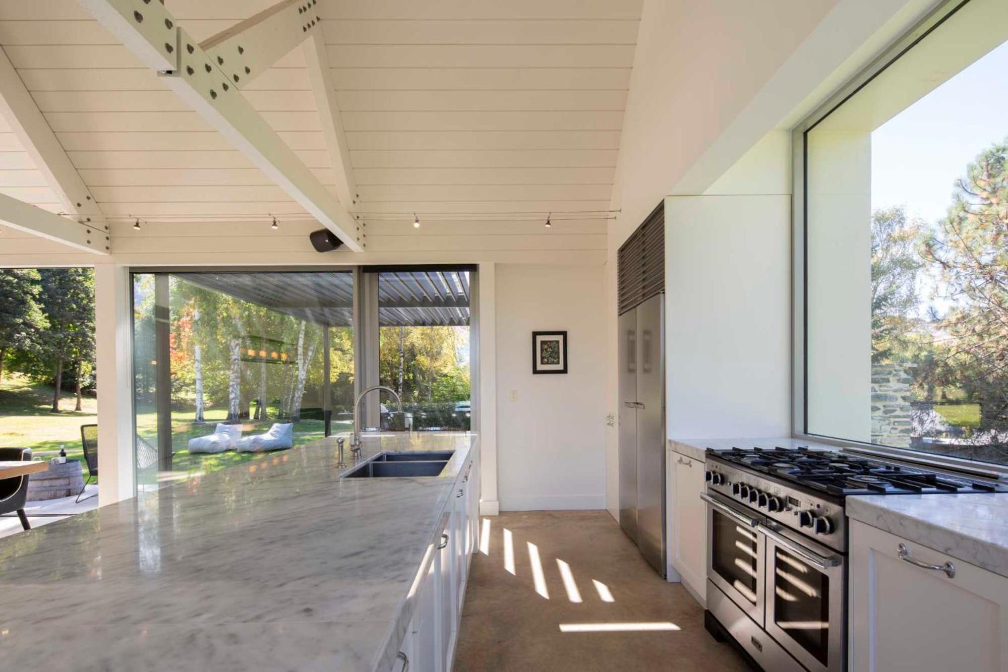 Arrow Wood - Minutes to Arrowtown, Golf and Wineries - Luxury Living