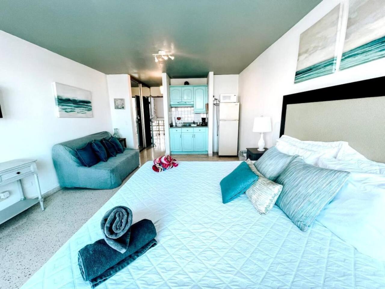 Ocean Park Studio 302 W/ Ocean Views @ San Juan view 5