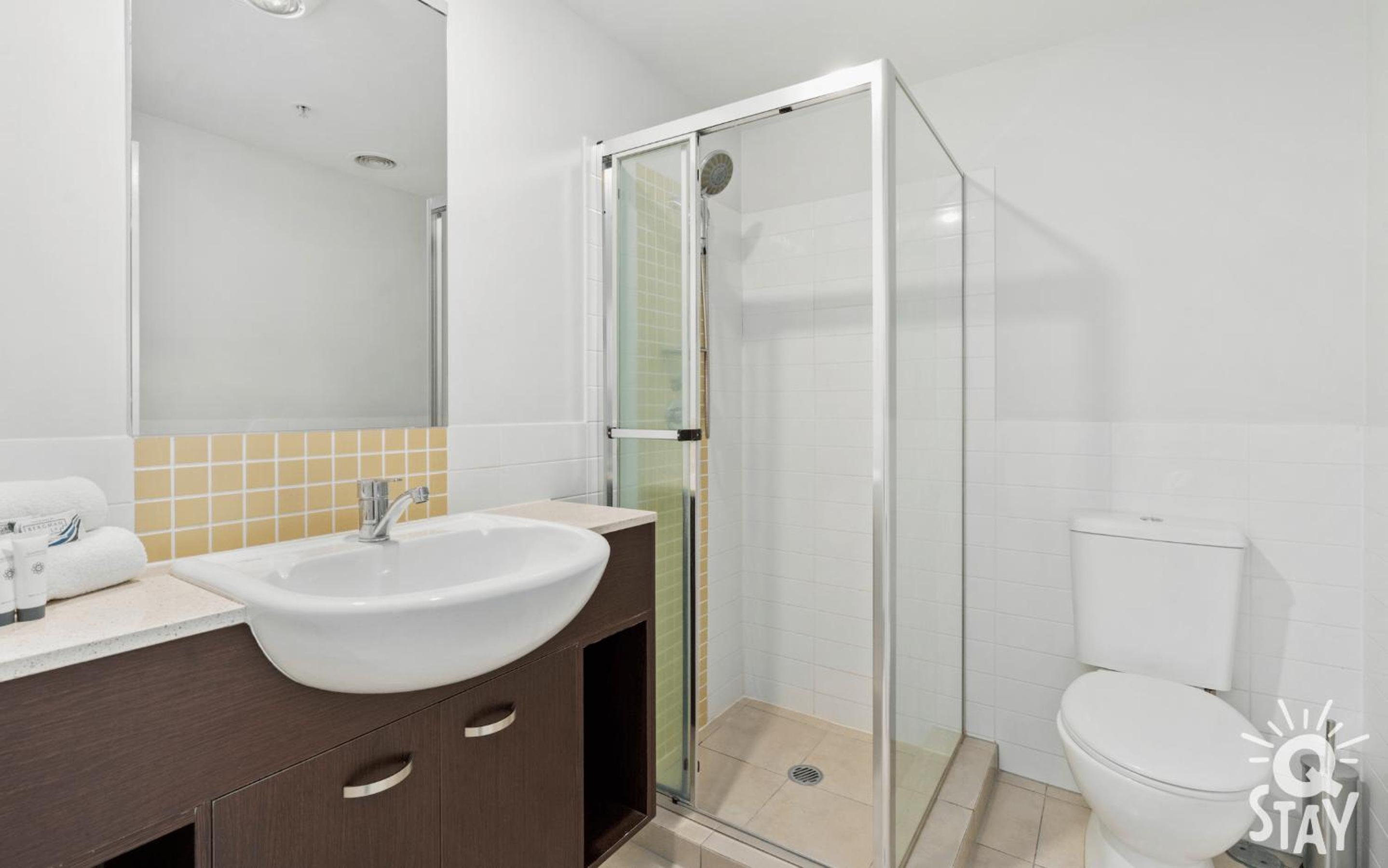 Wings Apartments - Q Stay