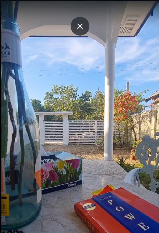 Palapag White House, your holiday home view 2