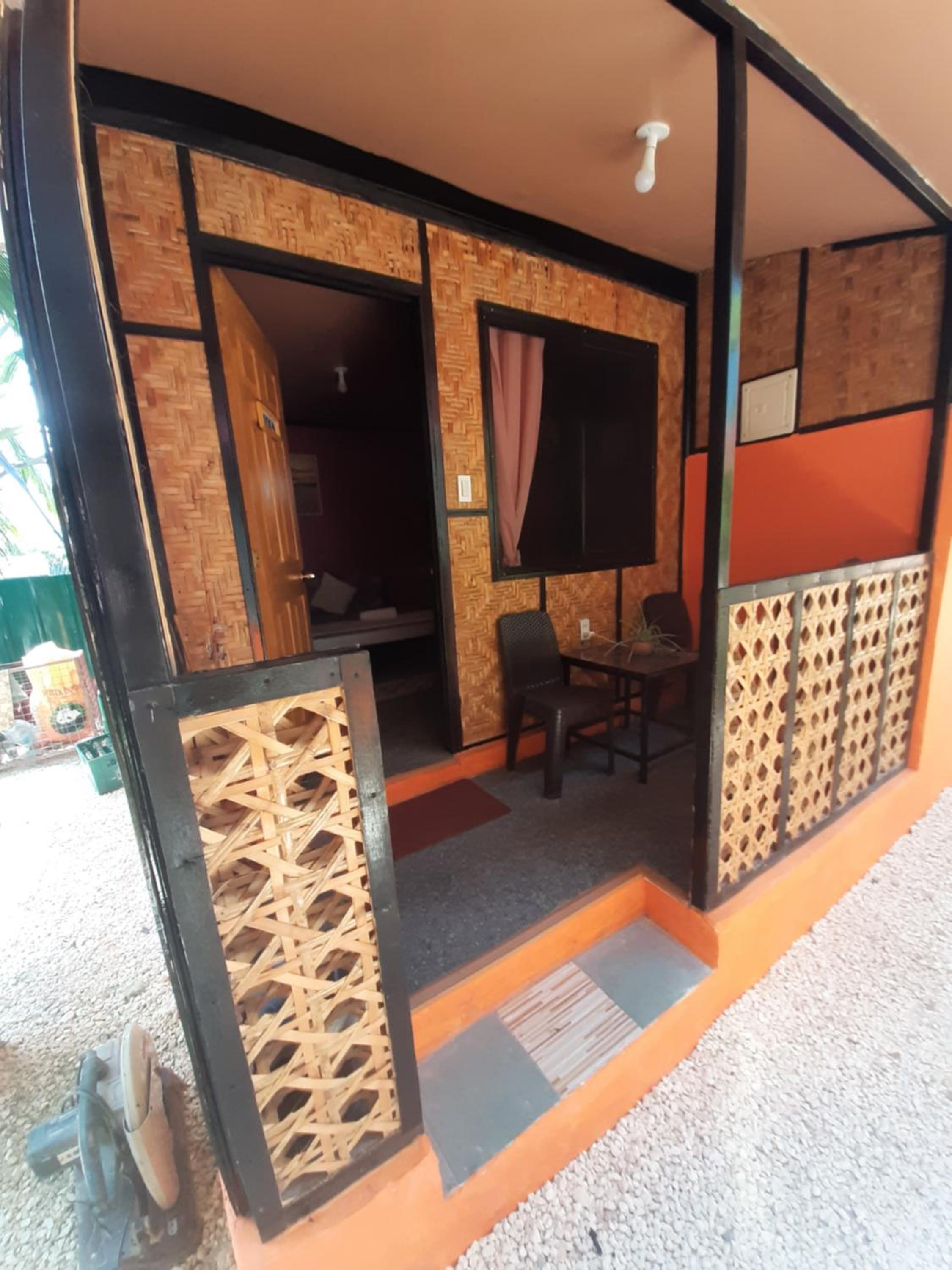 ADRIANA's PLACE TROPICAL GUESTHOUSE