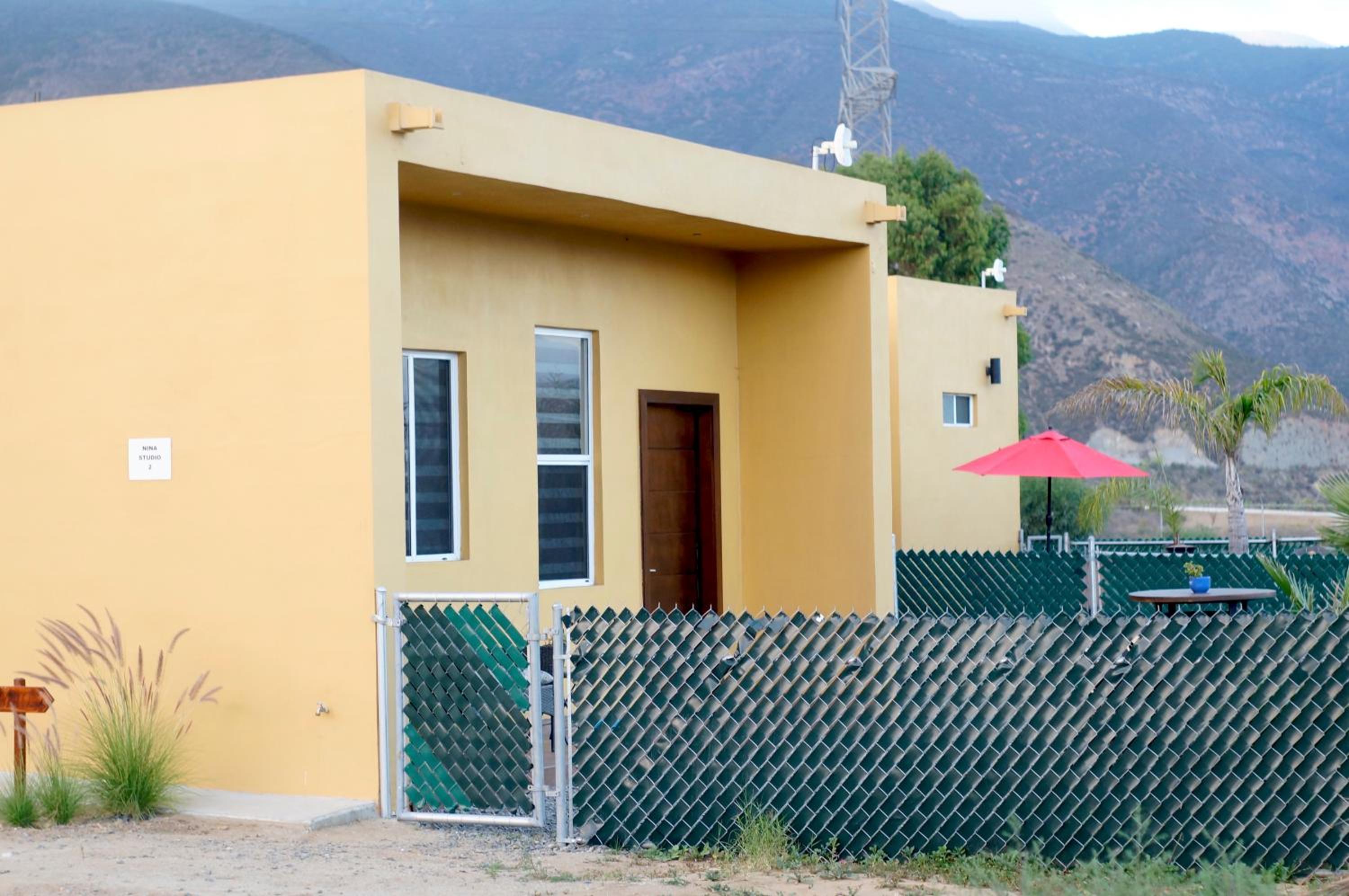 Ensenada Vacations - Cozy, Quiet  Pet friendly Gated Patio Studio - Property Image 11