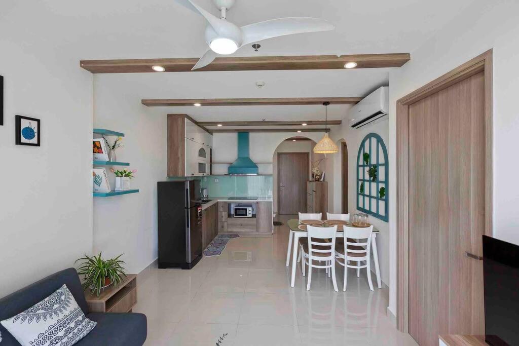 Lake view - 2BR Santorini style