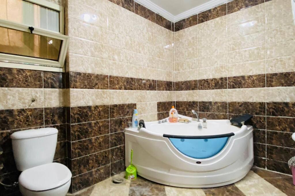 Luxury apartment by the sea! view 2
