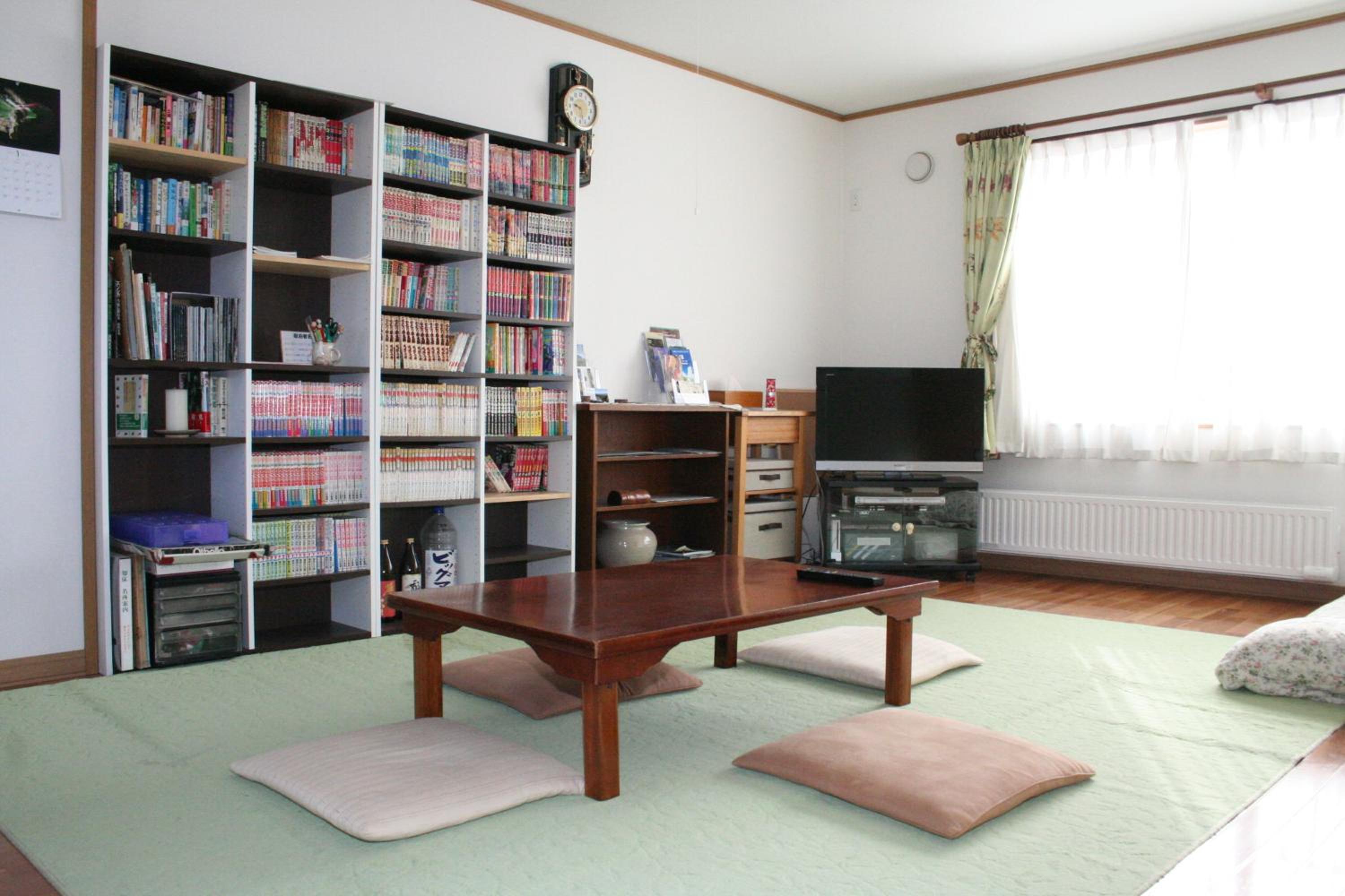 Bon's Home view 3