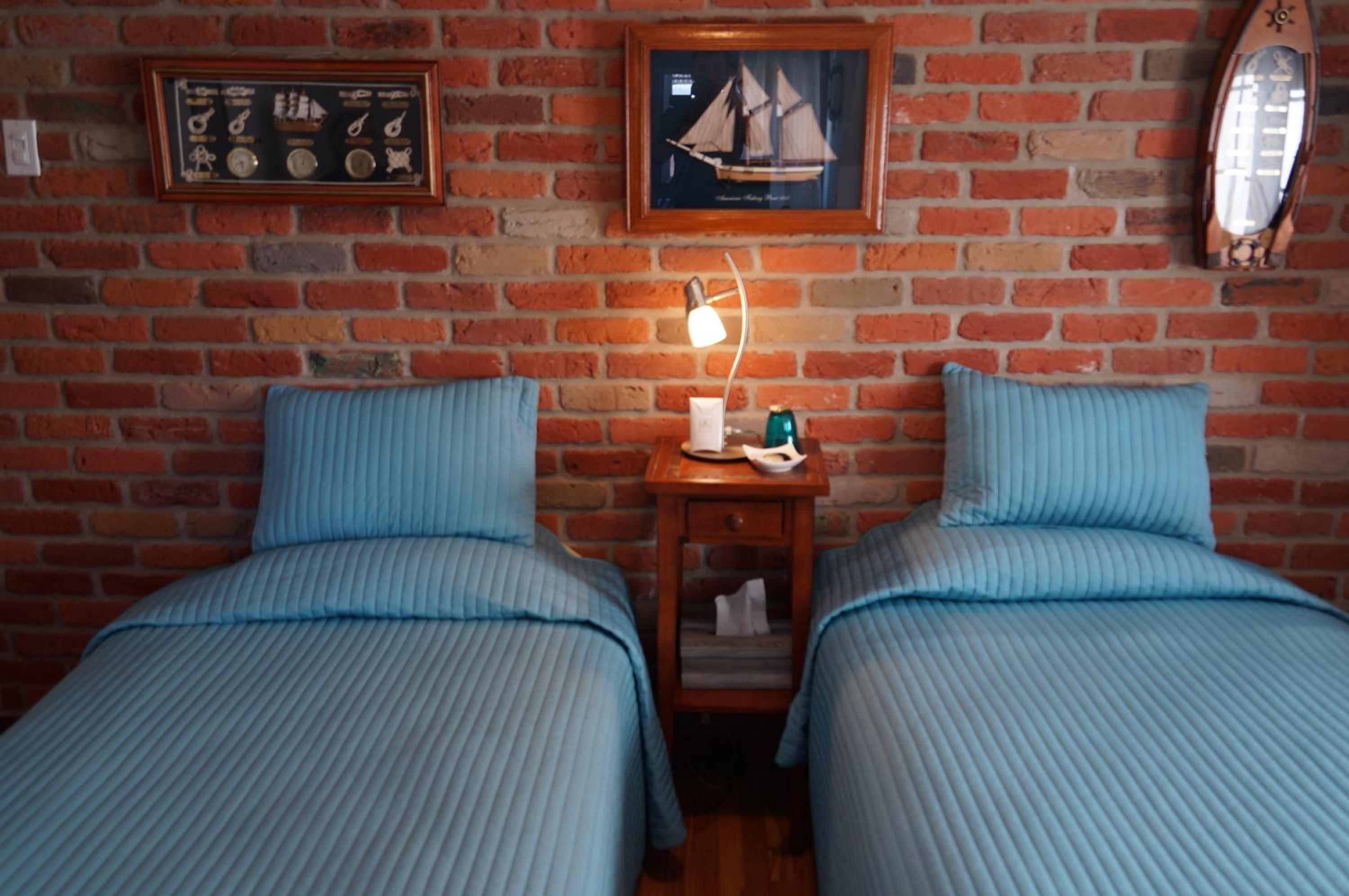 Guesthouse Refuge du Poète Montreal-Longueuil