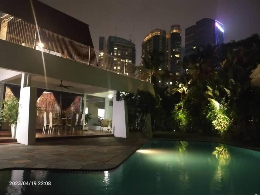 Villa w Pool Damansara Height KL