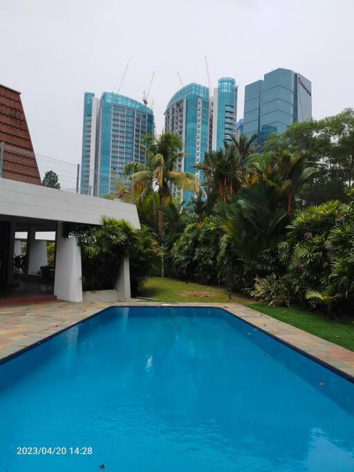 Villa w Pool Damansara Height KL