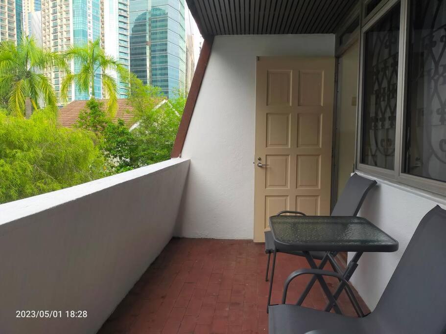 Villa w Pool Damansara Height KL