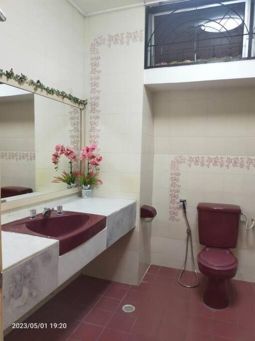 Villa w Pool Damansara Height KL