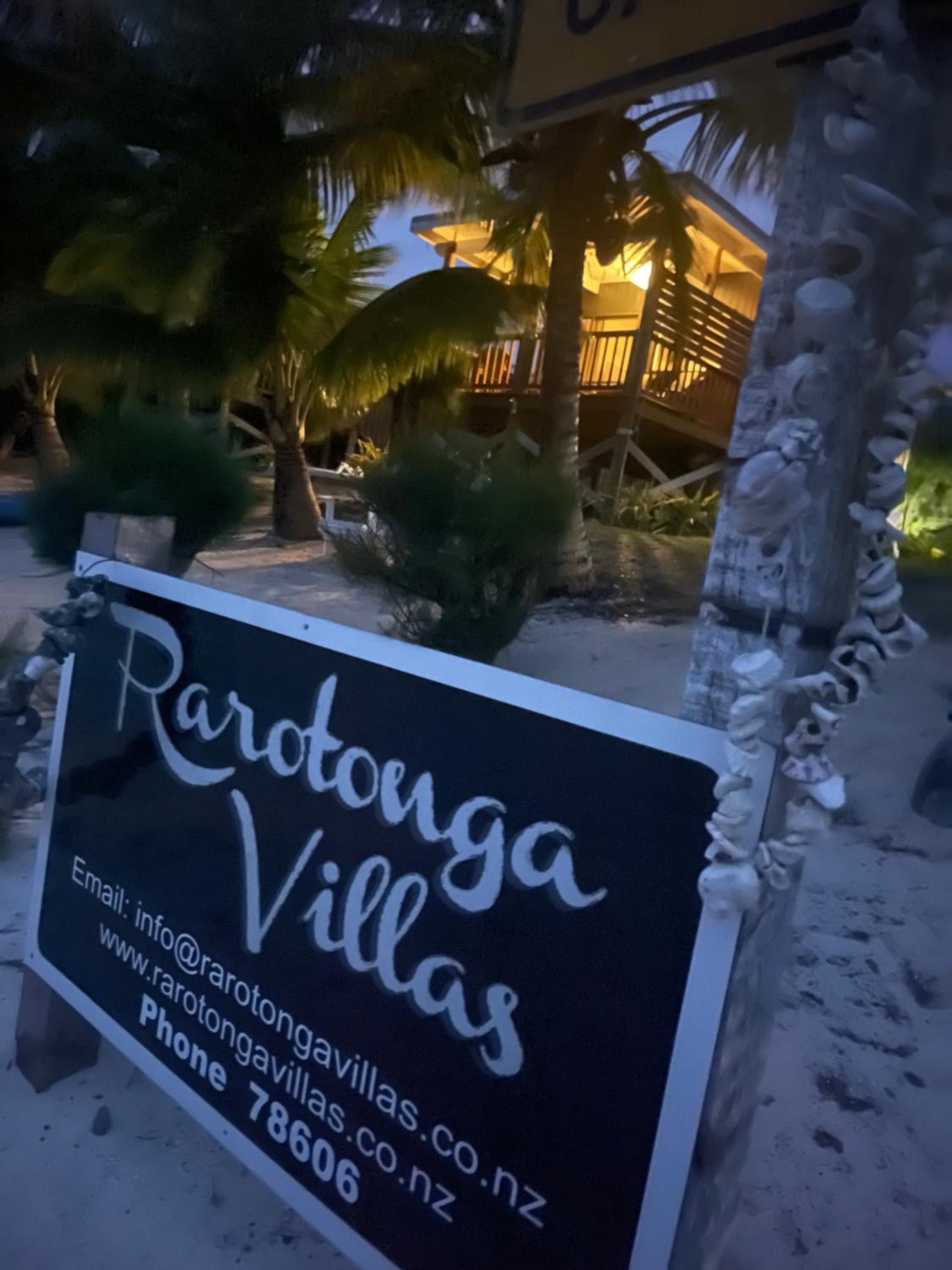 Rarotonga Villas Absolute Beachfront