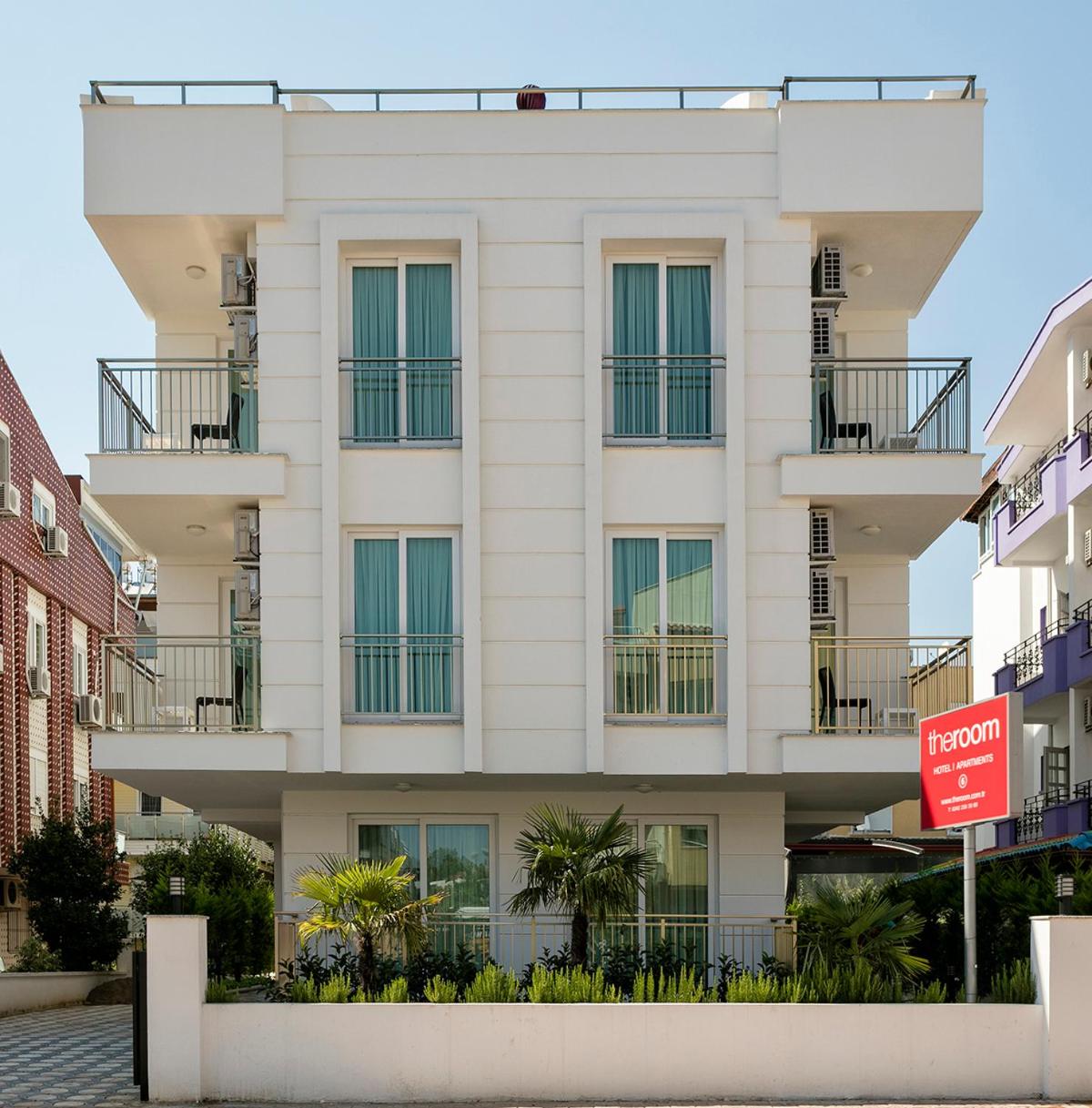 The Room Hotel & Apartments - Image 10