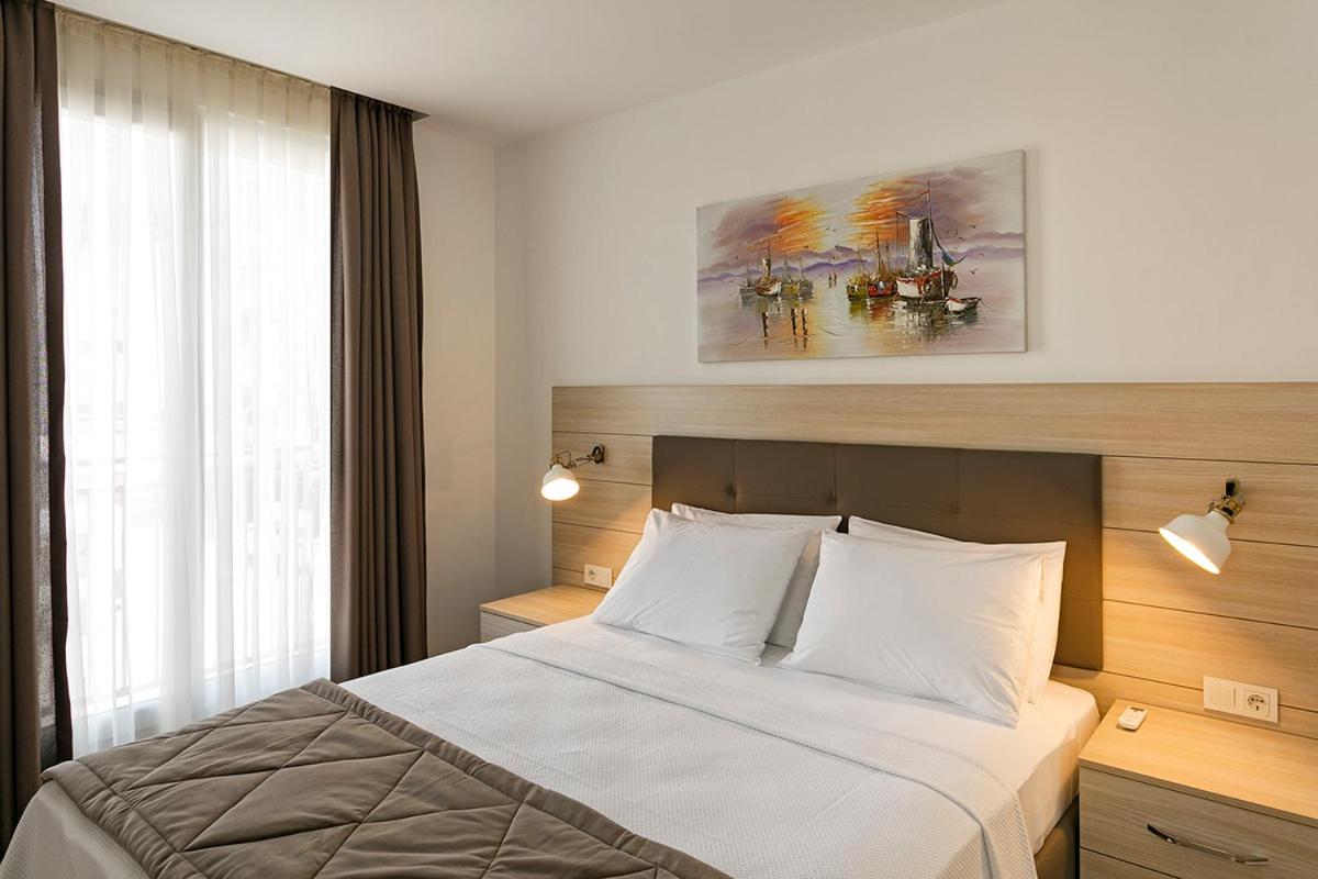 The Room Hotel & Apartments - Image 13