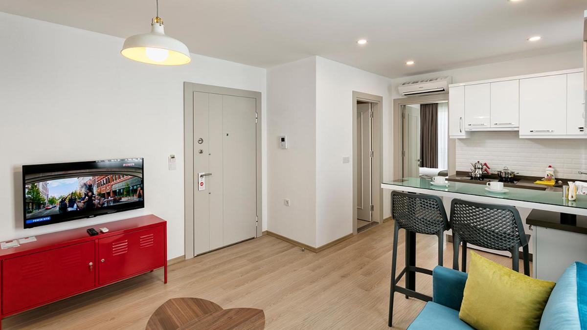 The Room Hotel & Apartments - Image 17