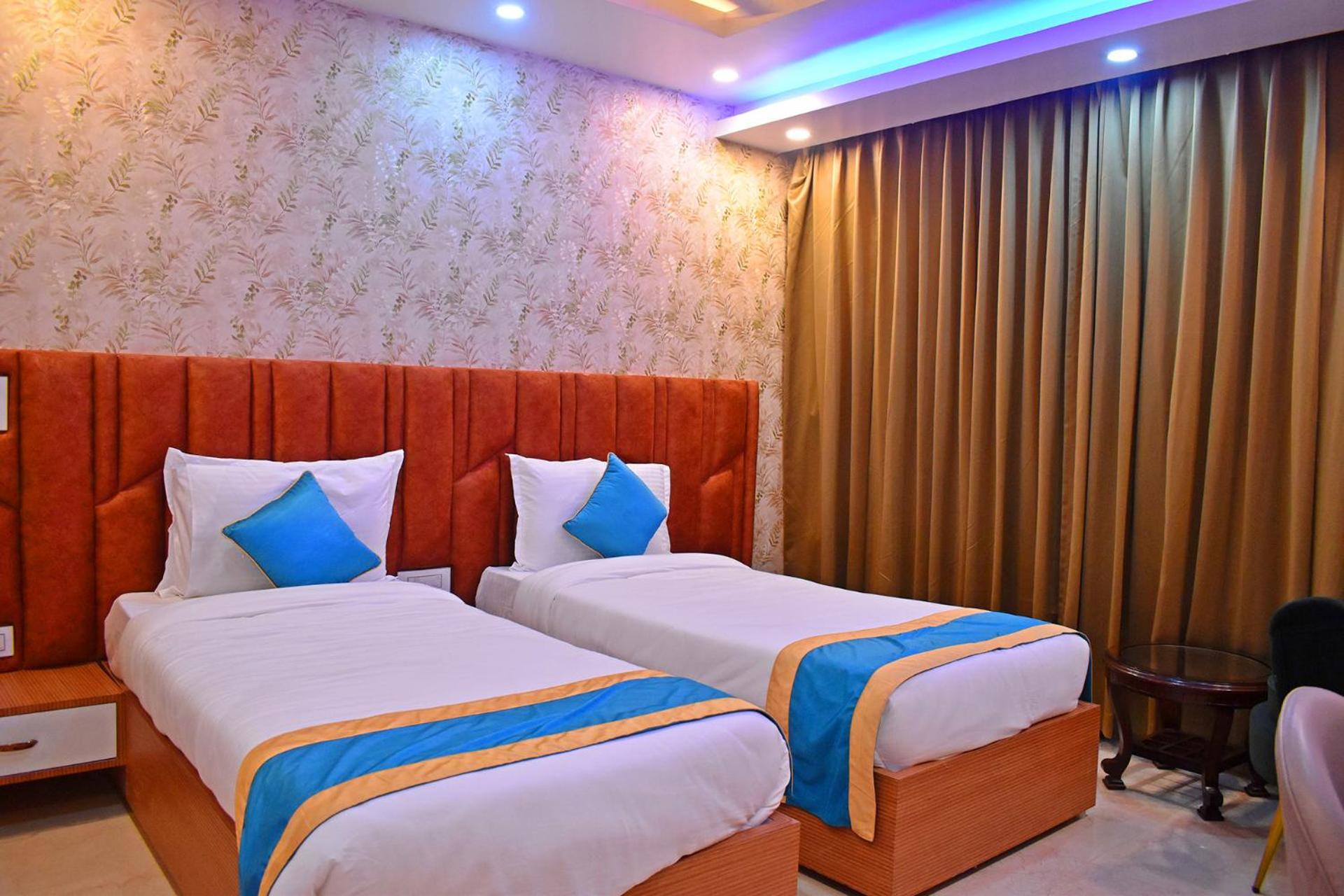 Anticlock Suites & Resorts
