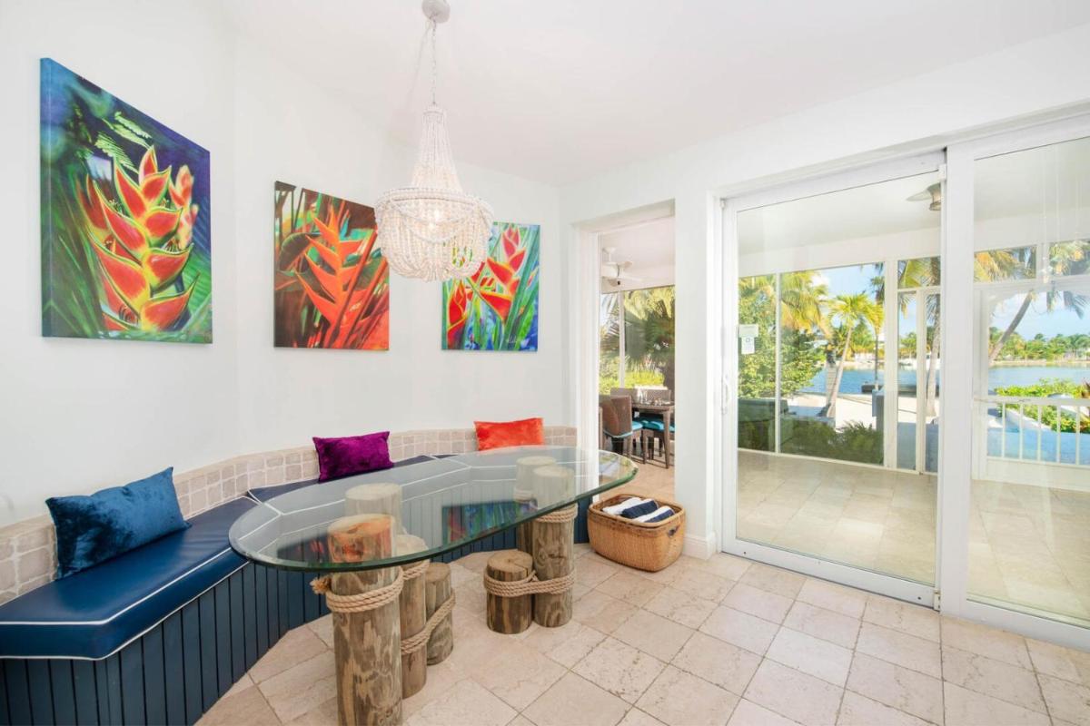 Great Escape-4BR by Grand Cayman Villas & Condos