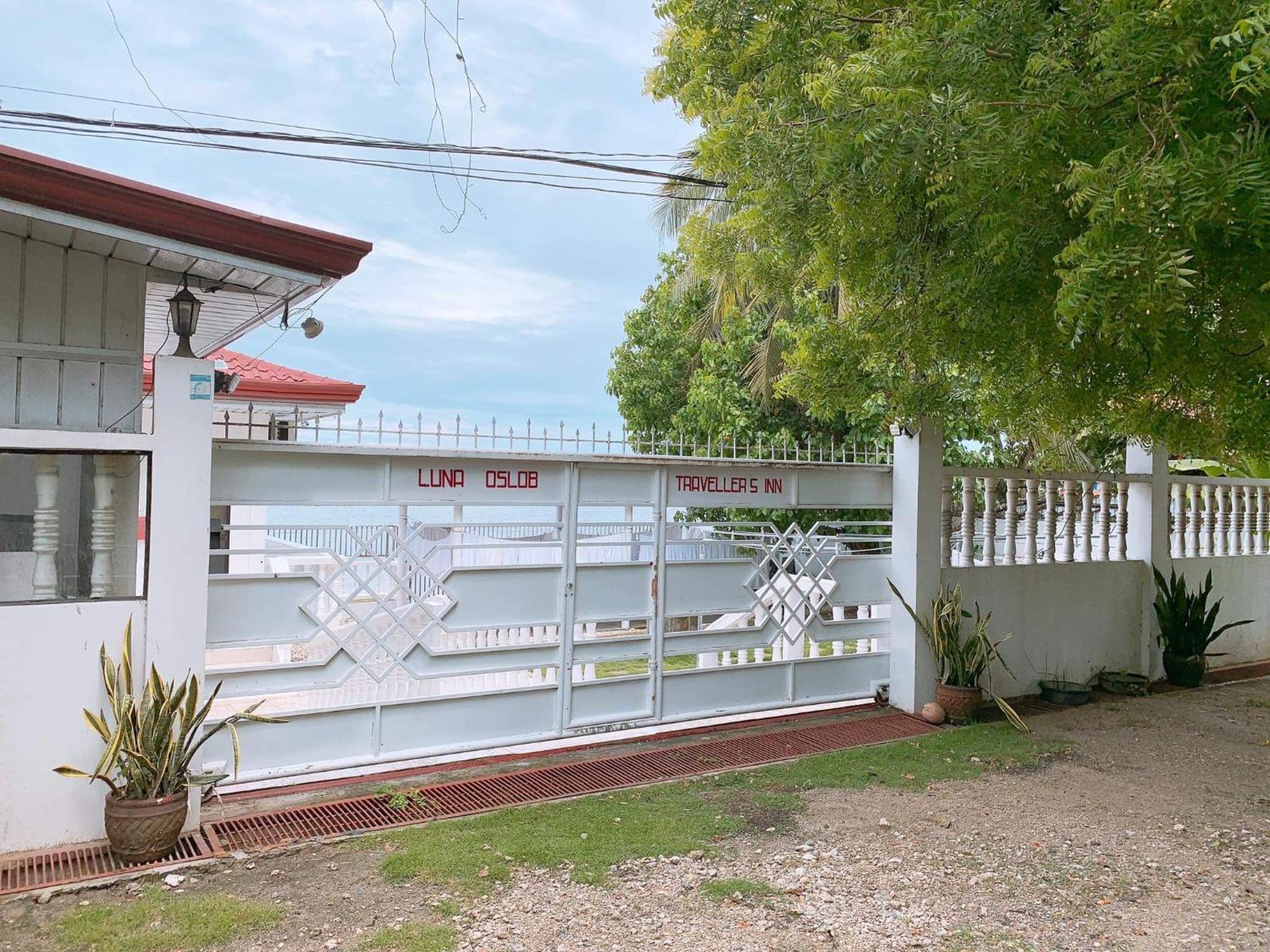 LUNA OSLOB TRAVELLERS INN - Beach Front view 4
