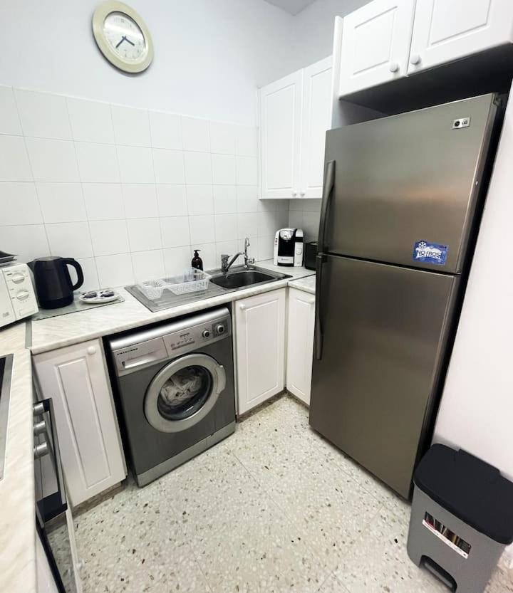 Kings Palace superb 1 bed apartment with sea views
