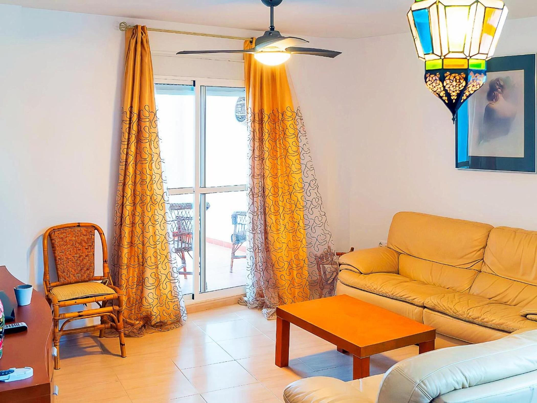 Apartamento Junto al Mar Piscina y Garaje