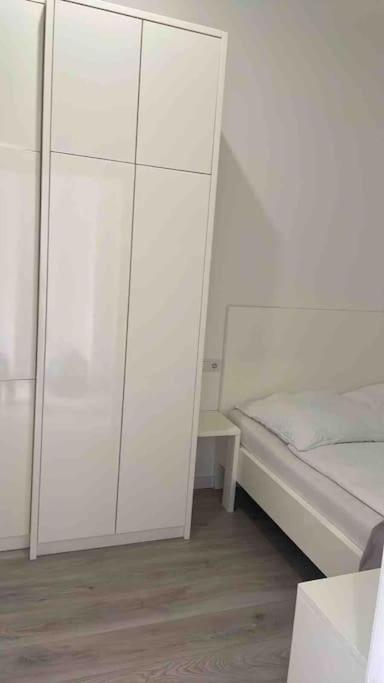 StayIn - Elegant design apartment with garden