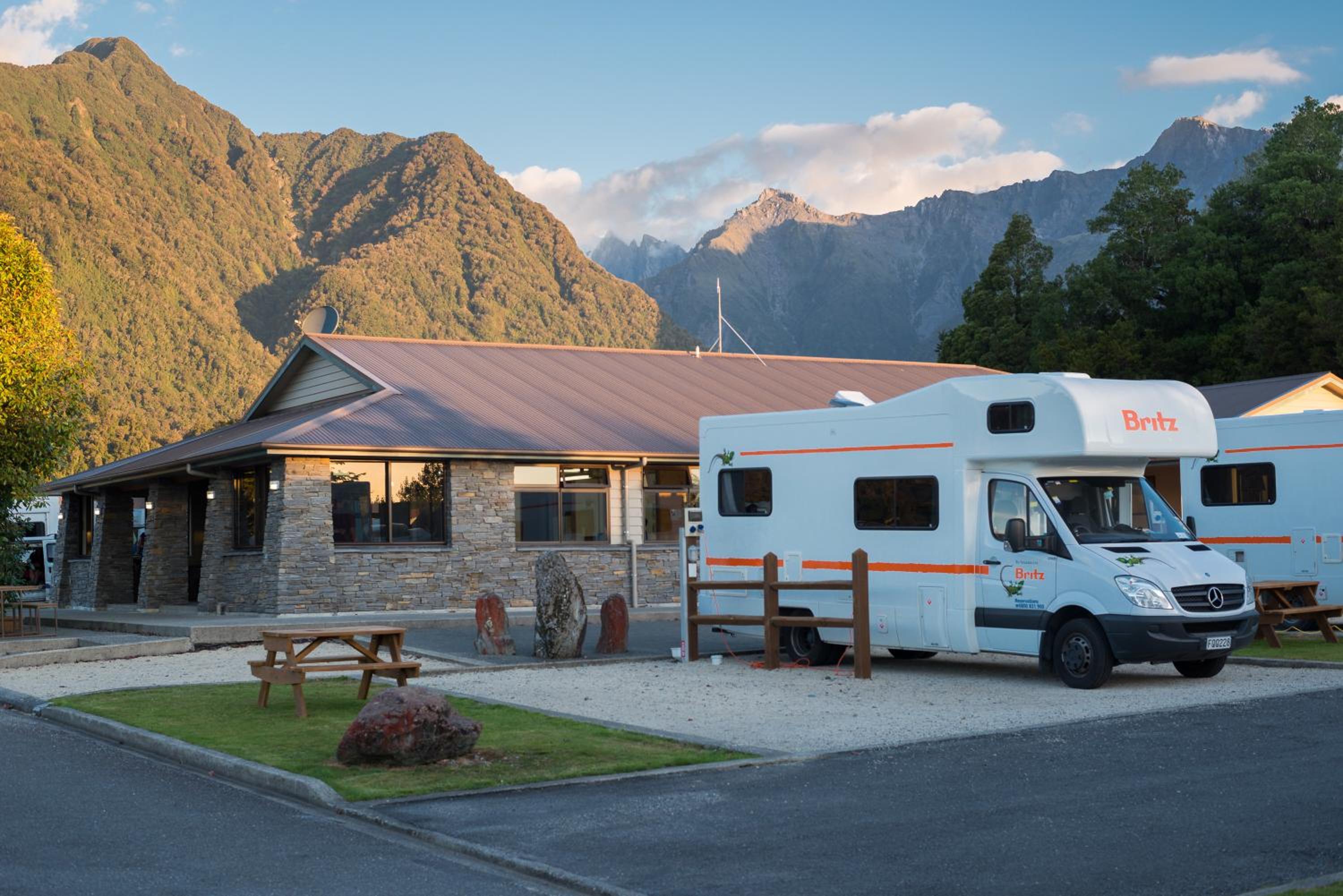 Fox Glacier TOP 10 Holiday Park & Motels