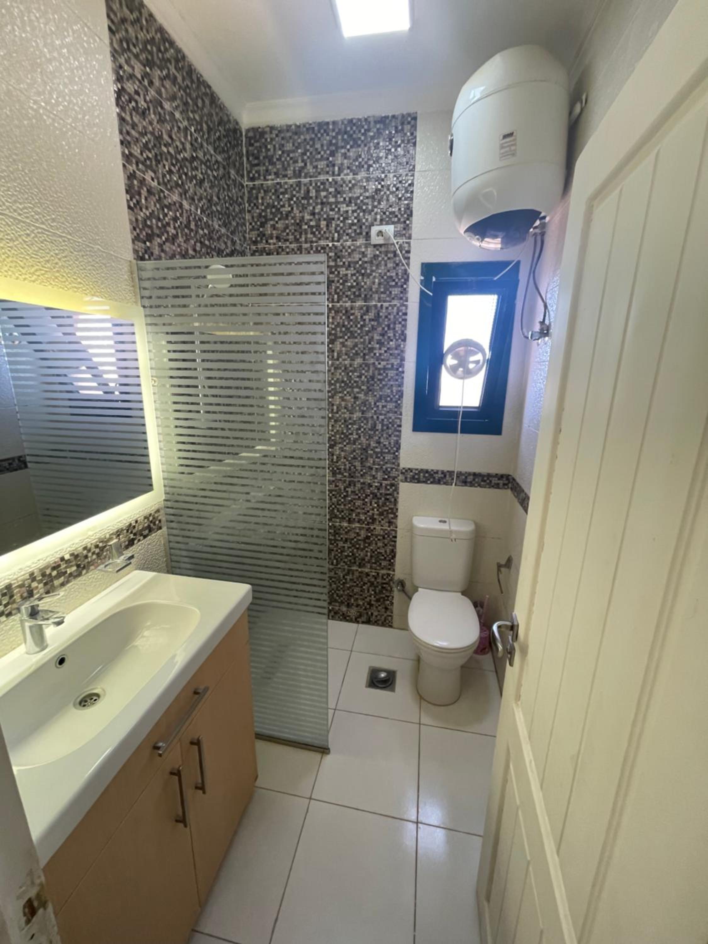 Lahacienda Two bedroom chalet with roof