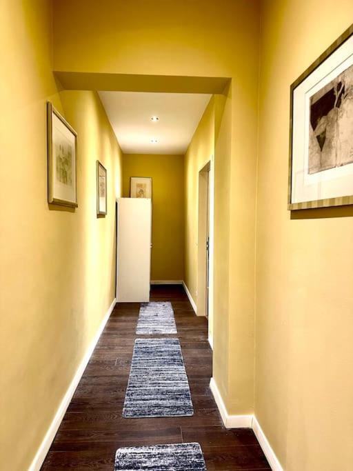 Schönes großes Apartment im Zentrum Berlins