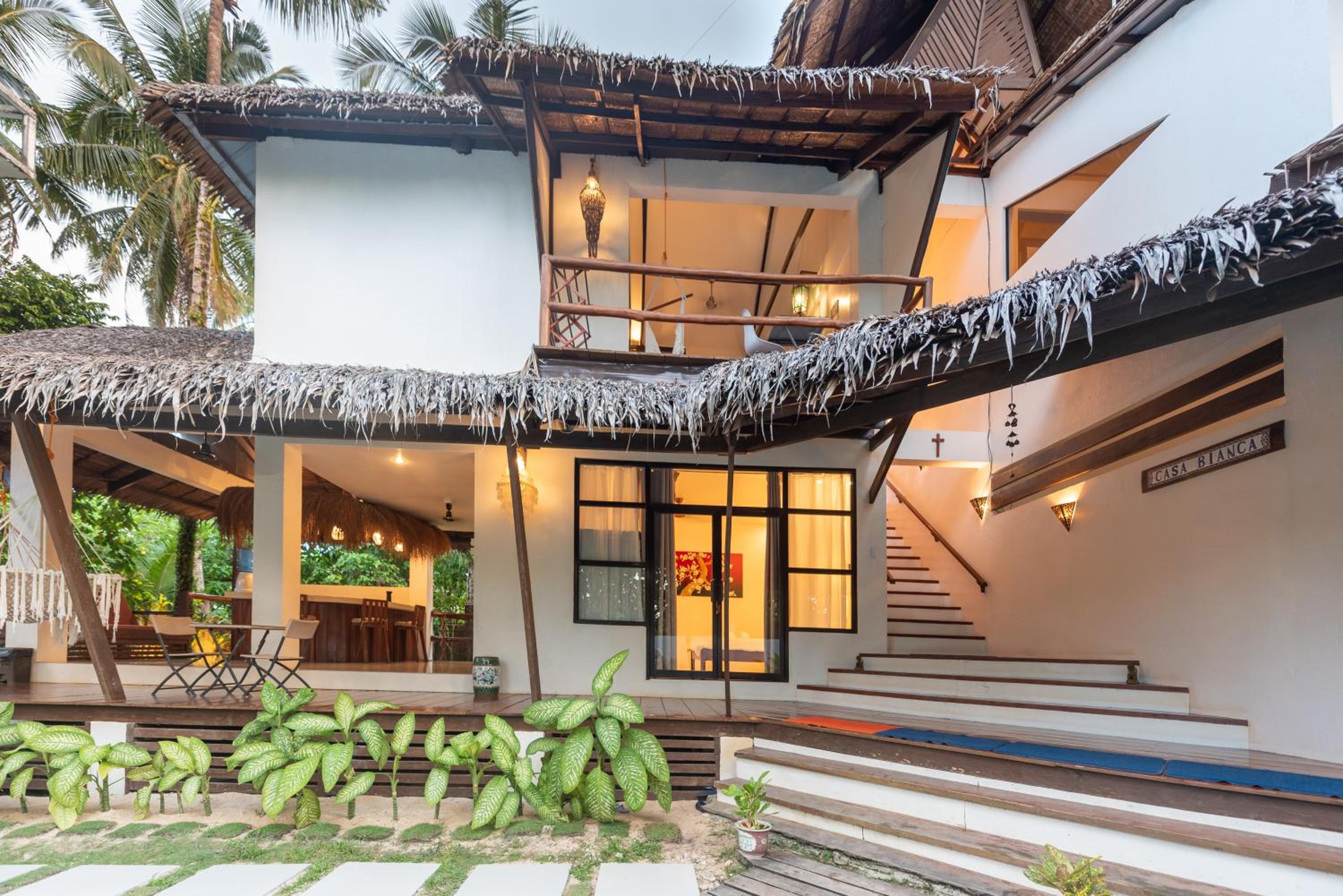 Hotel Casa Bianca Siargao - Image 1