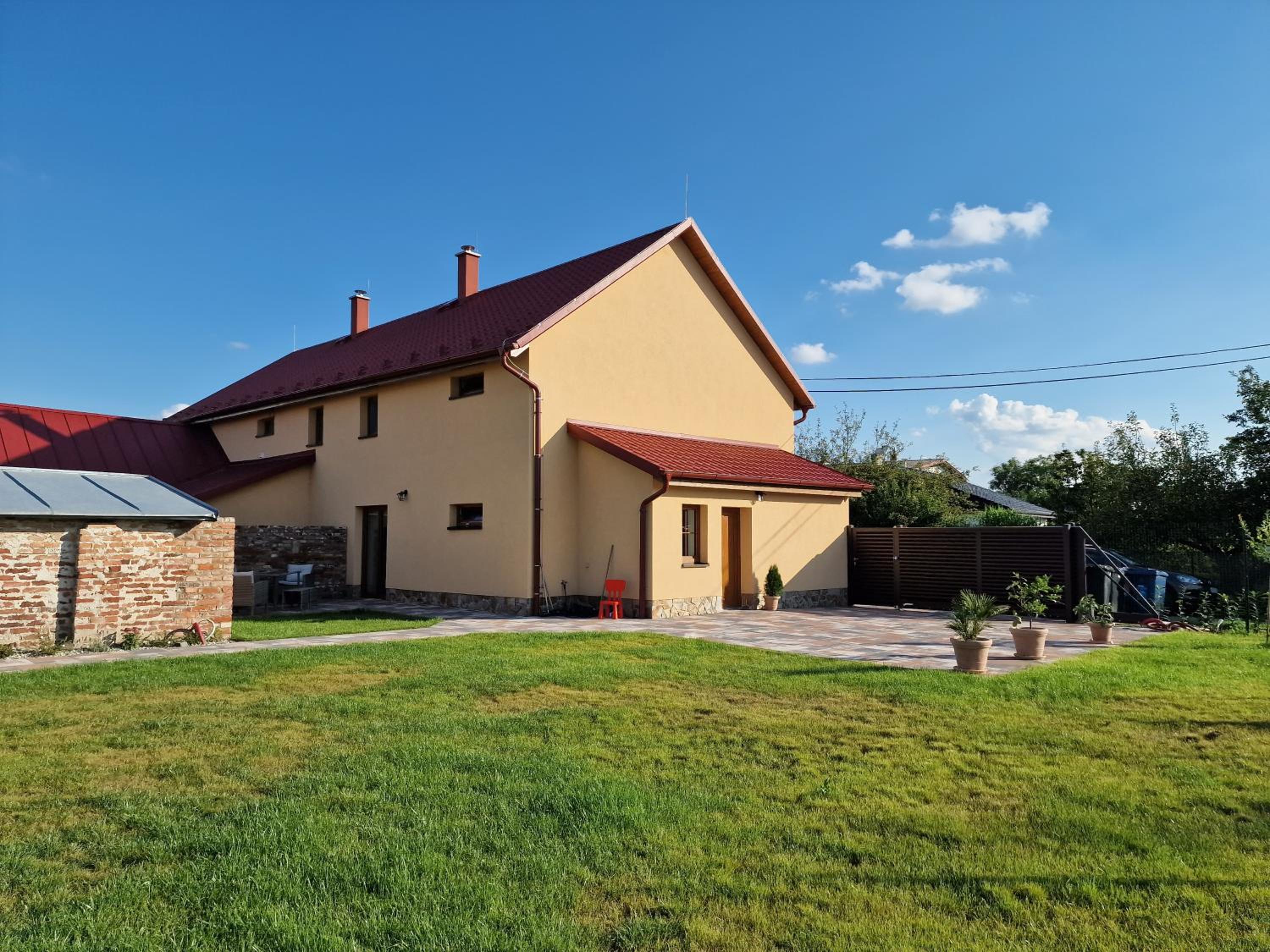 Rodinný dům u rybníka v blízkosti Olomouce