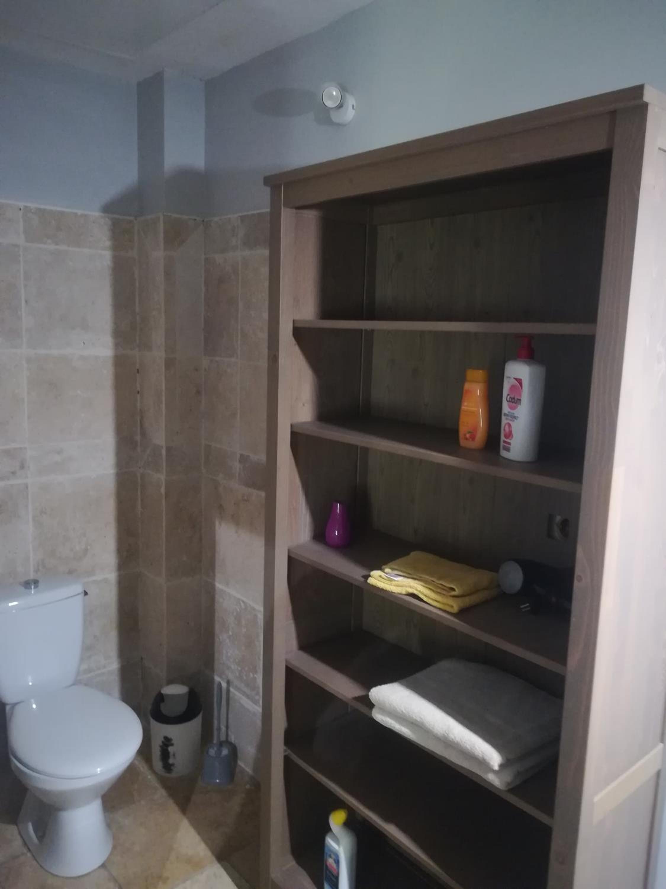 Photo 12