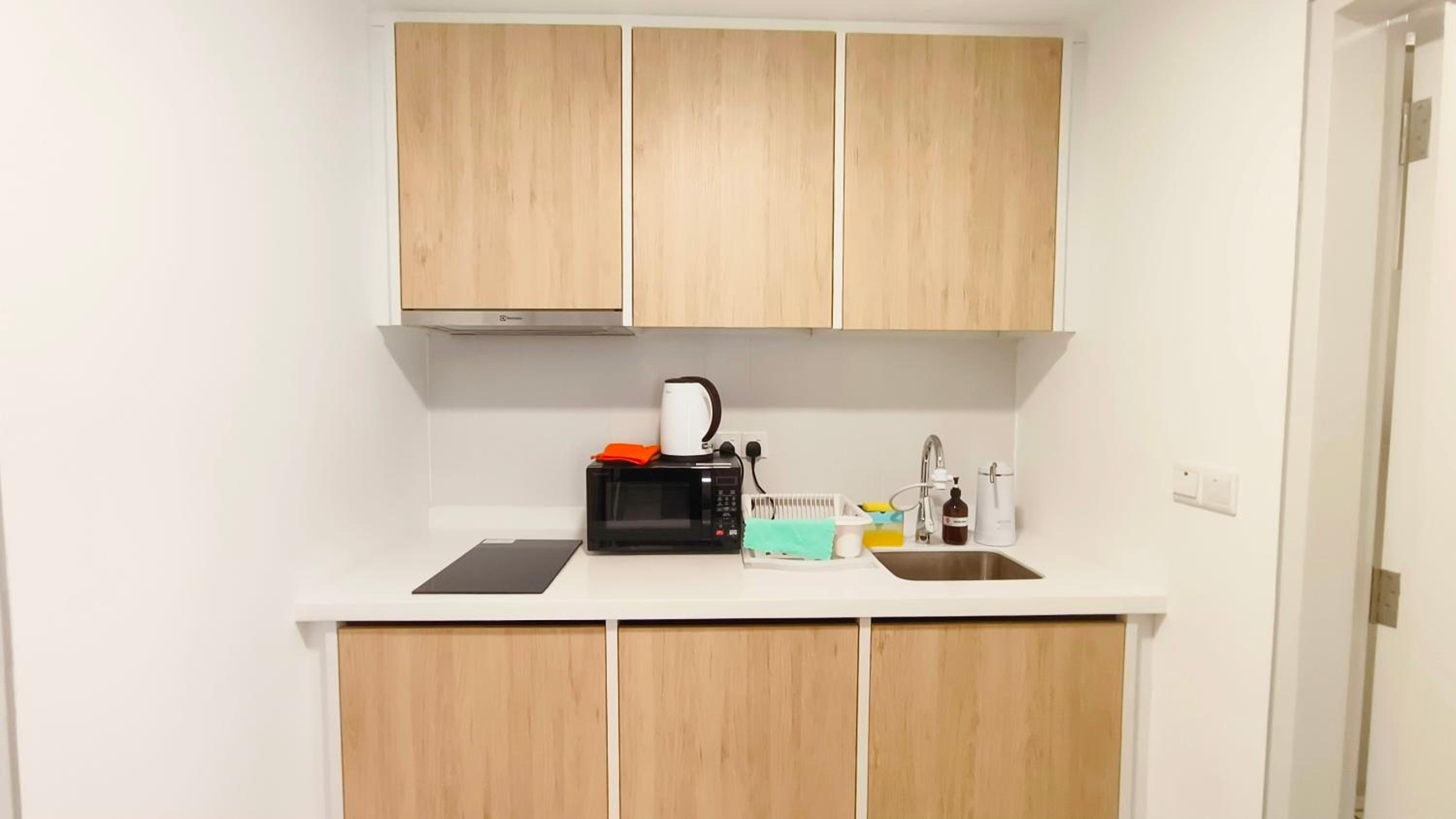 UNA Serviced Apartment by manatidur