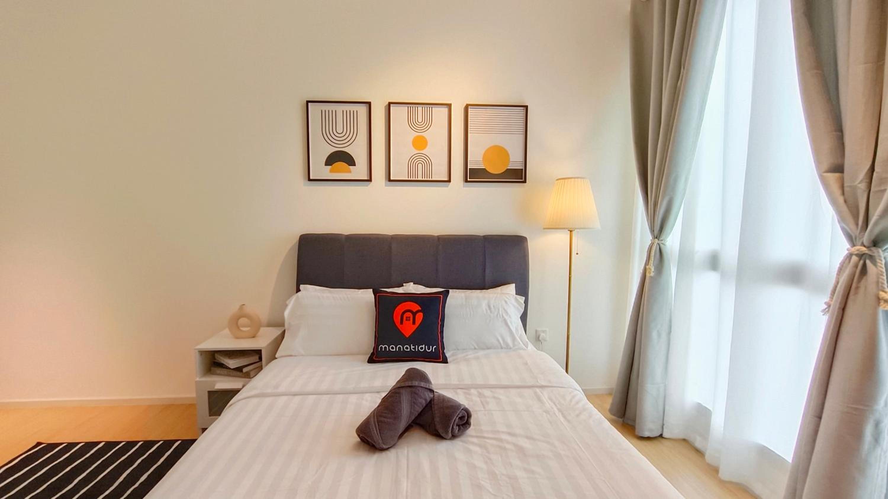UNA Serviced Apartment by manatidur