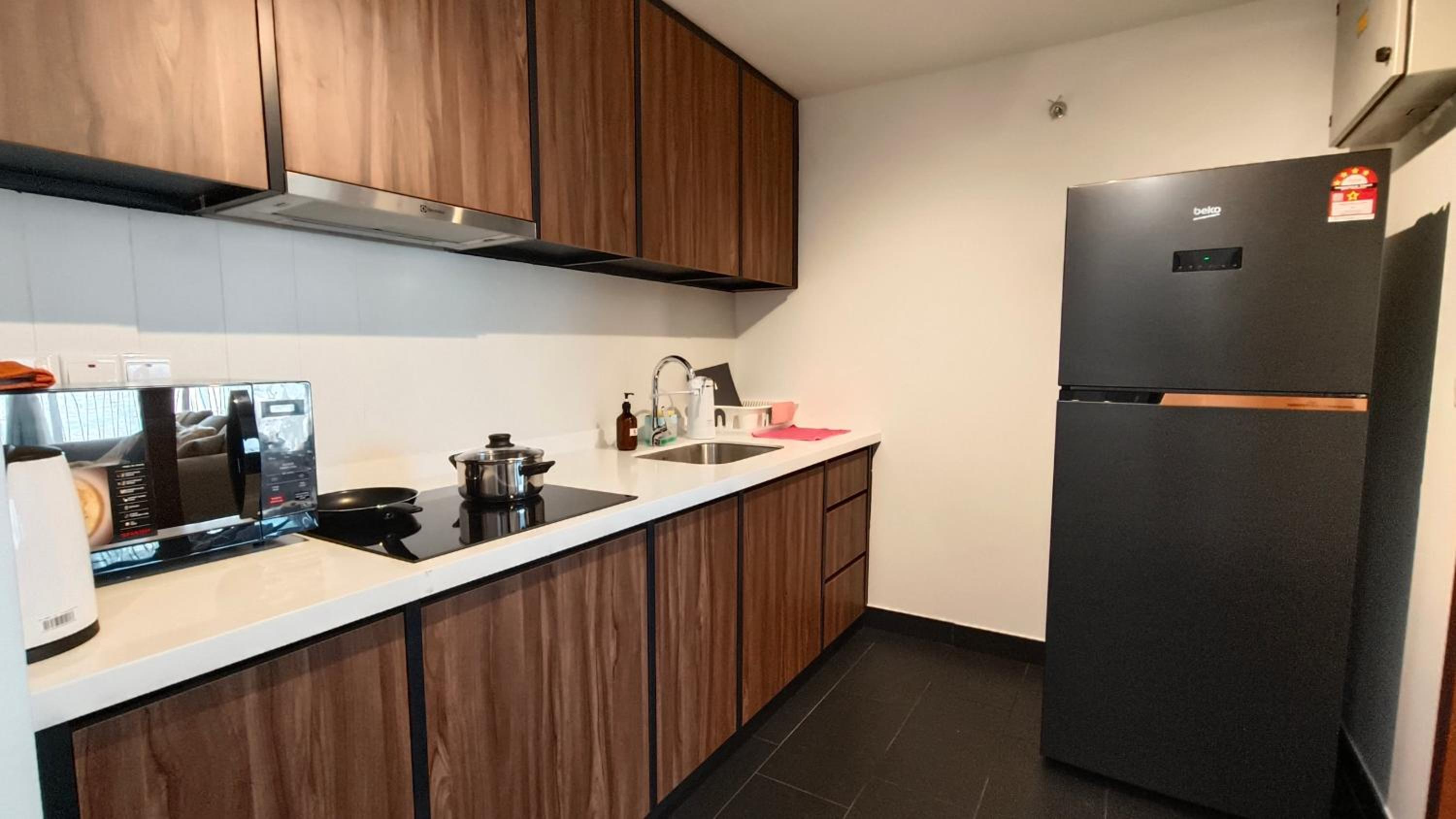 UNA Serviced Apartment by manatidur
