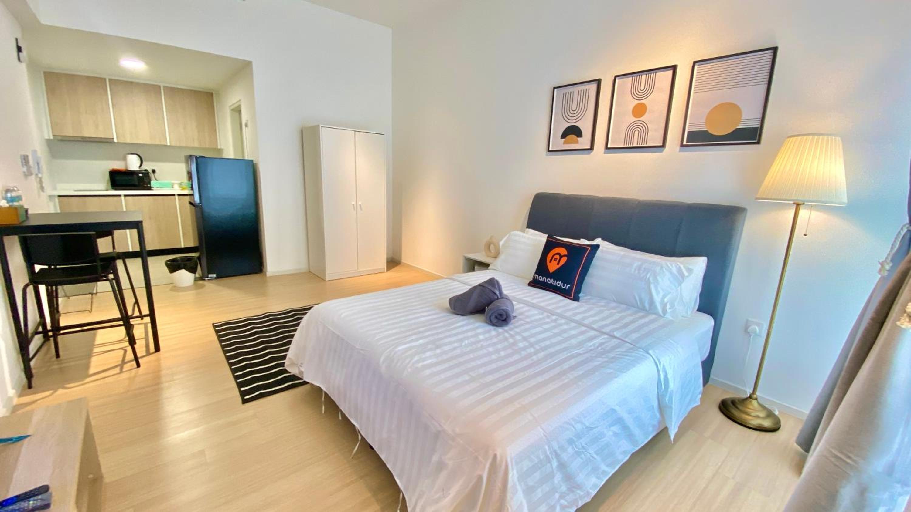 UNA Serviced Apartment by manatidur