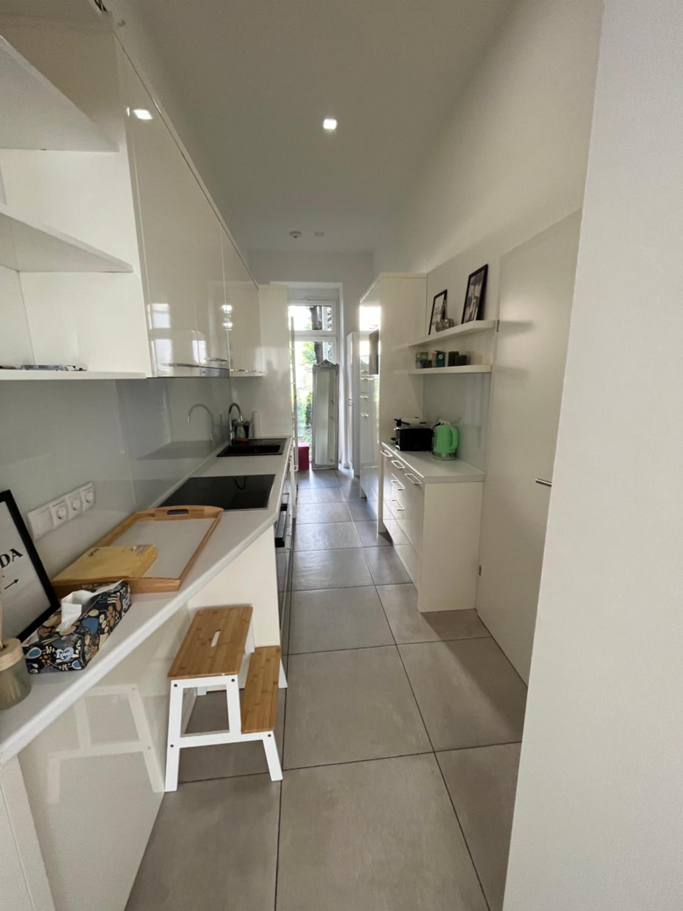 StayIn - Elegant design apartment with garden