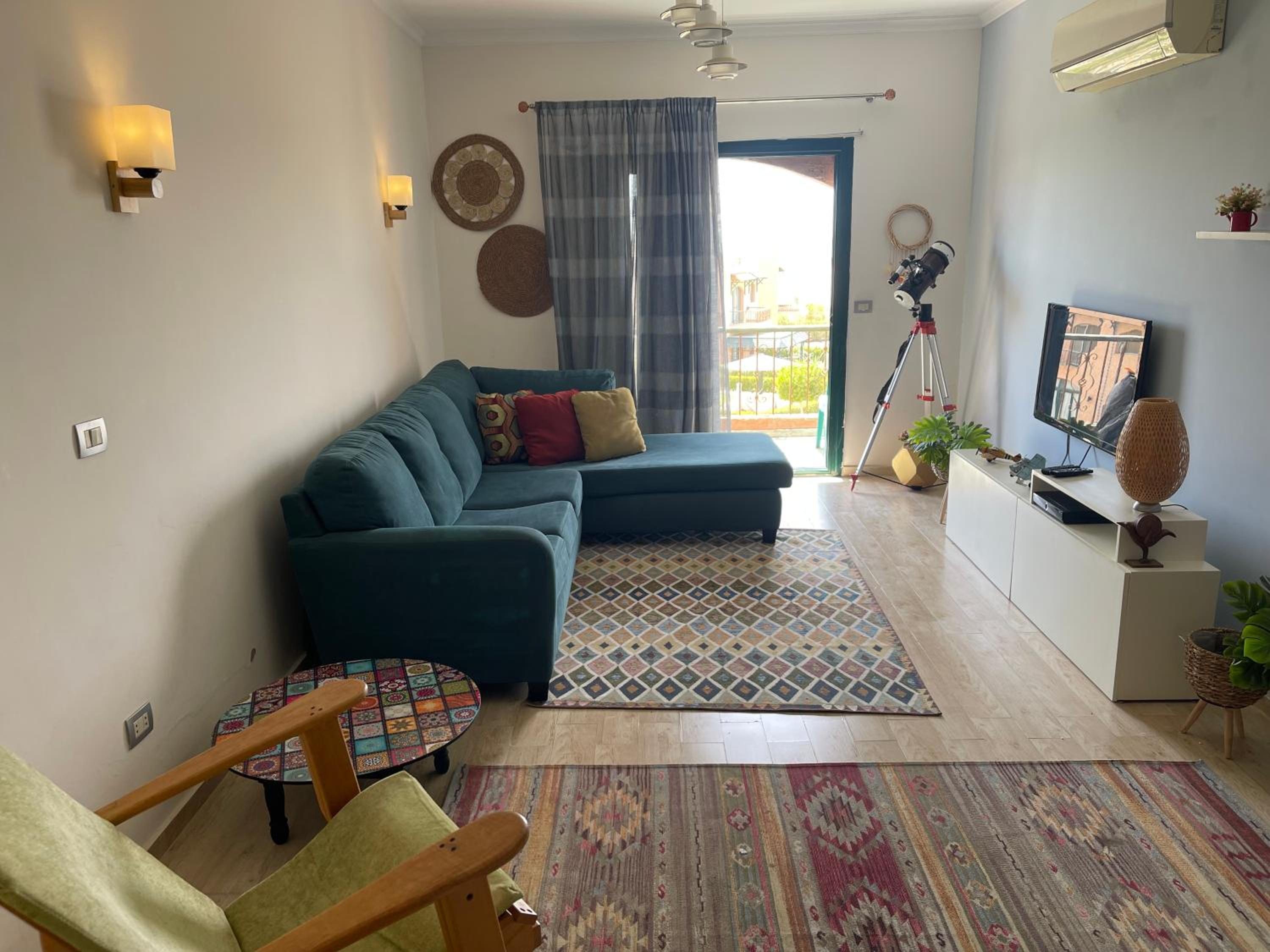 Lahacienda Two bedroom chalet with roof