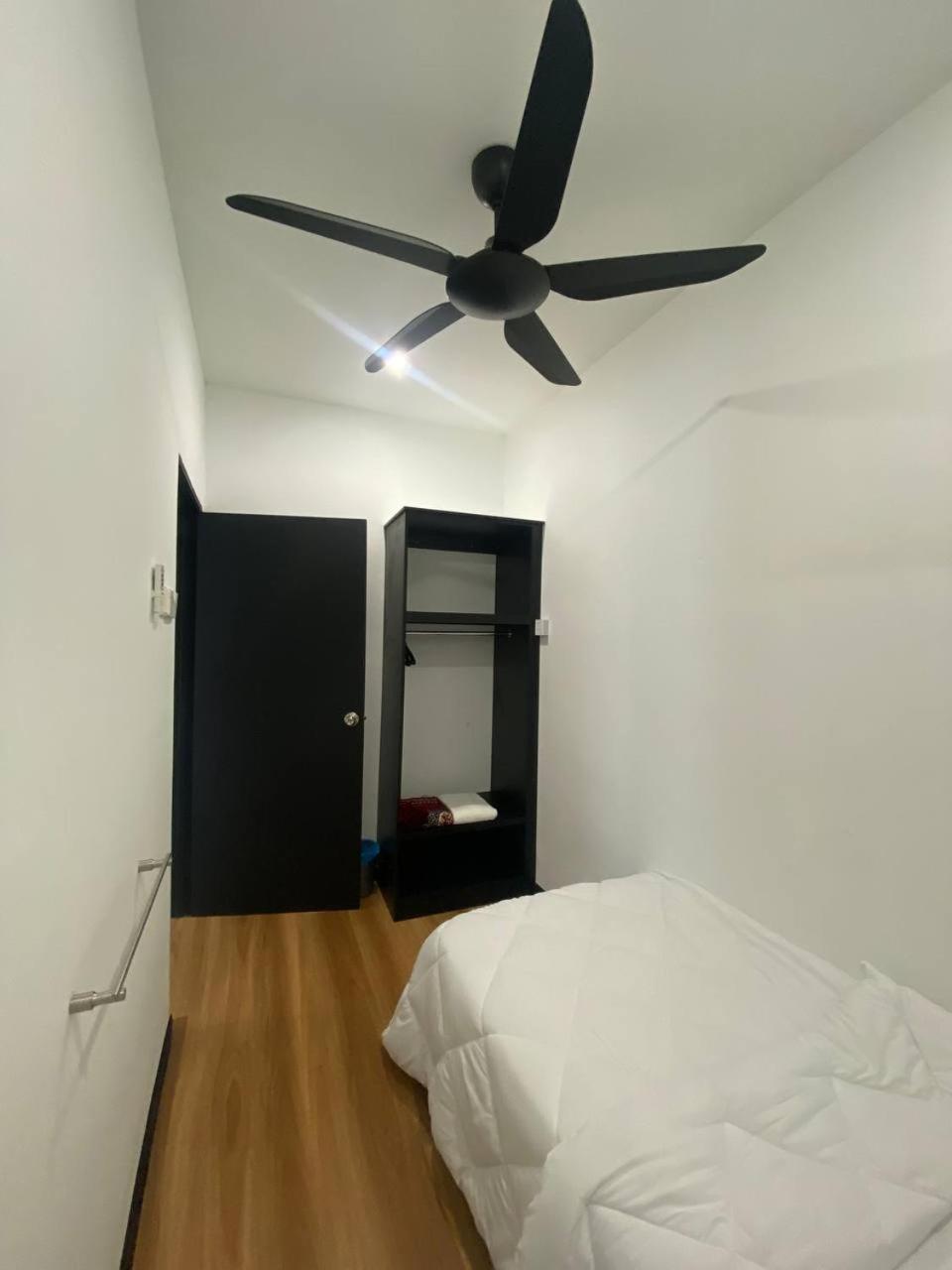 Hovel House photo 6