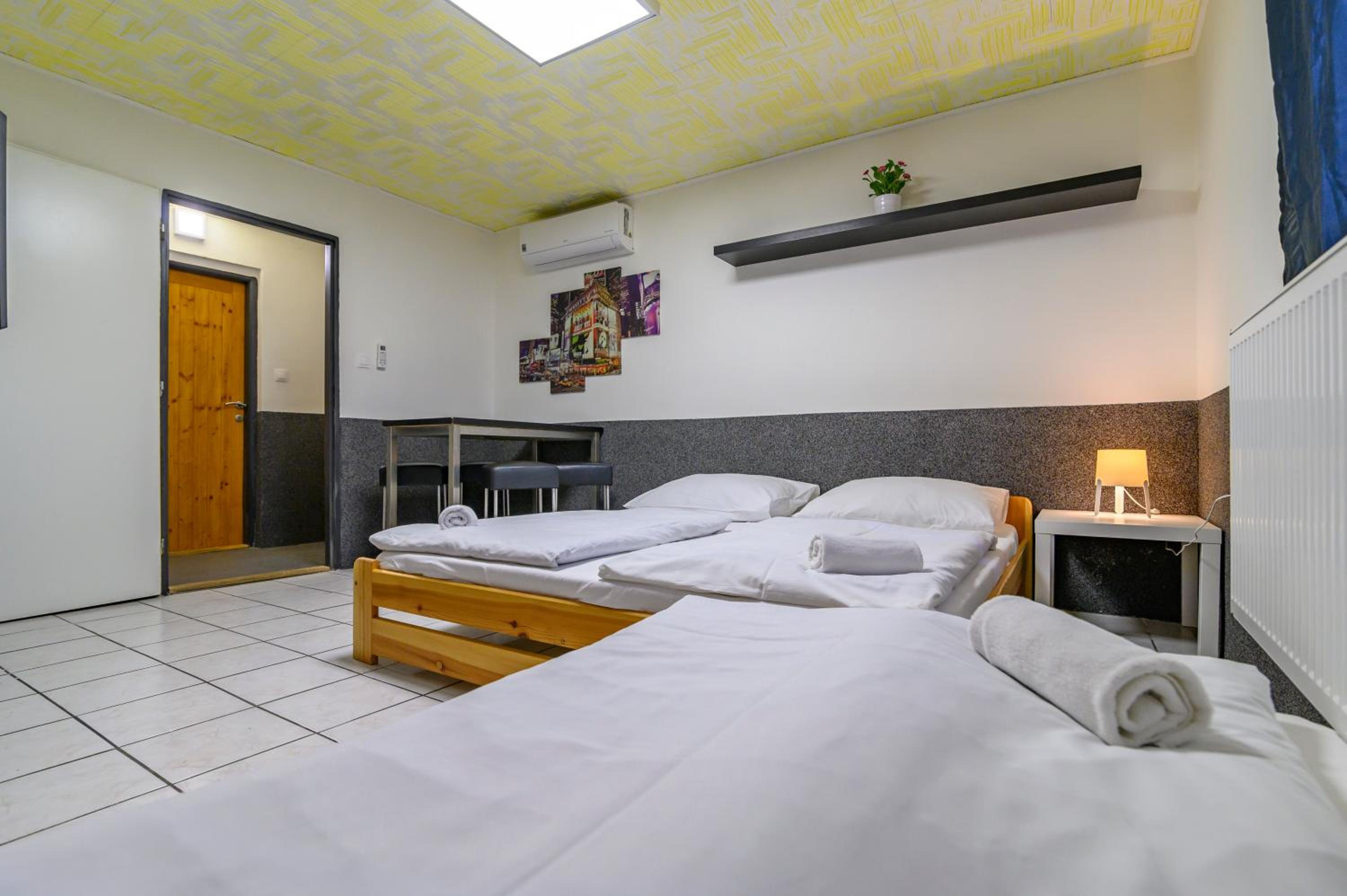 Hostel Seven