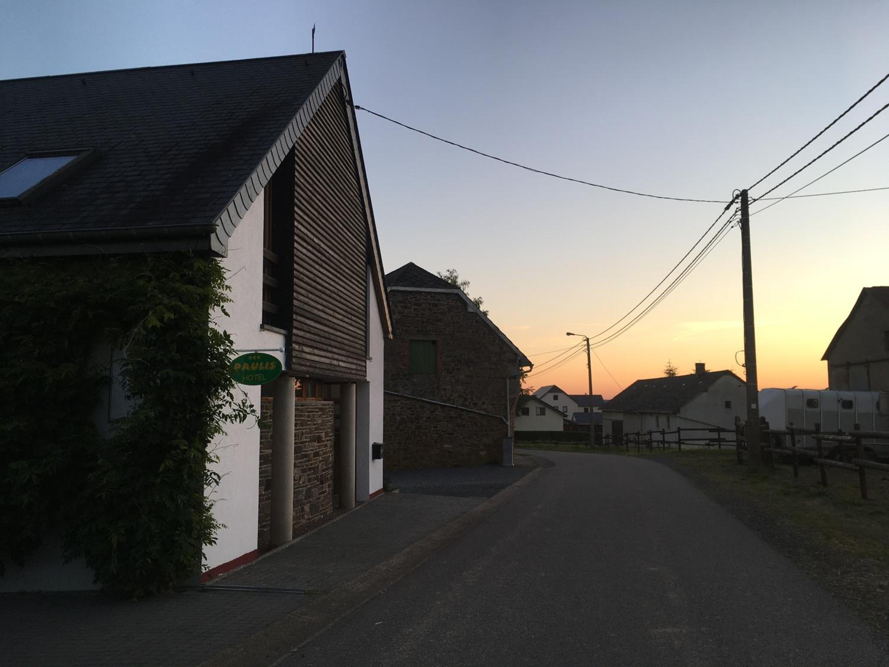 Photo 46