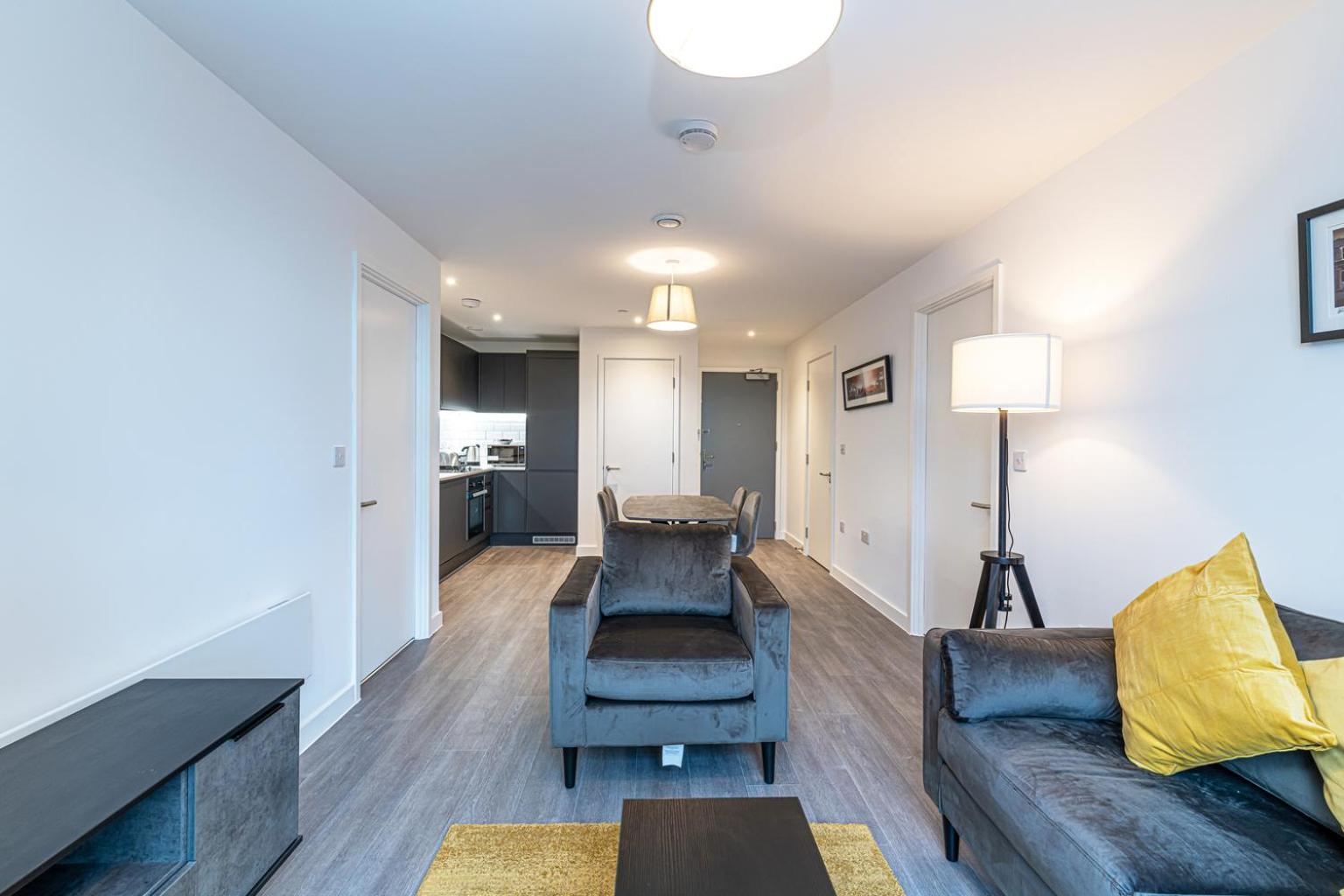 Insignia Apartments by Guestz view 5