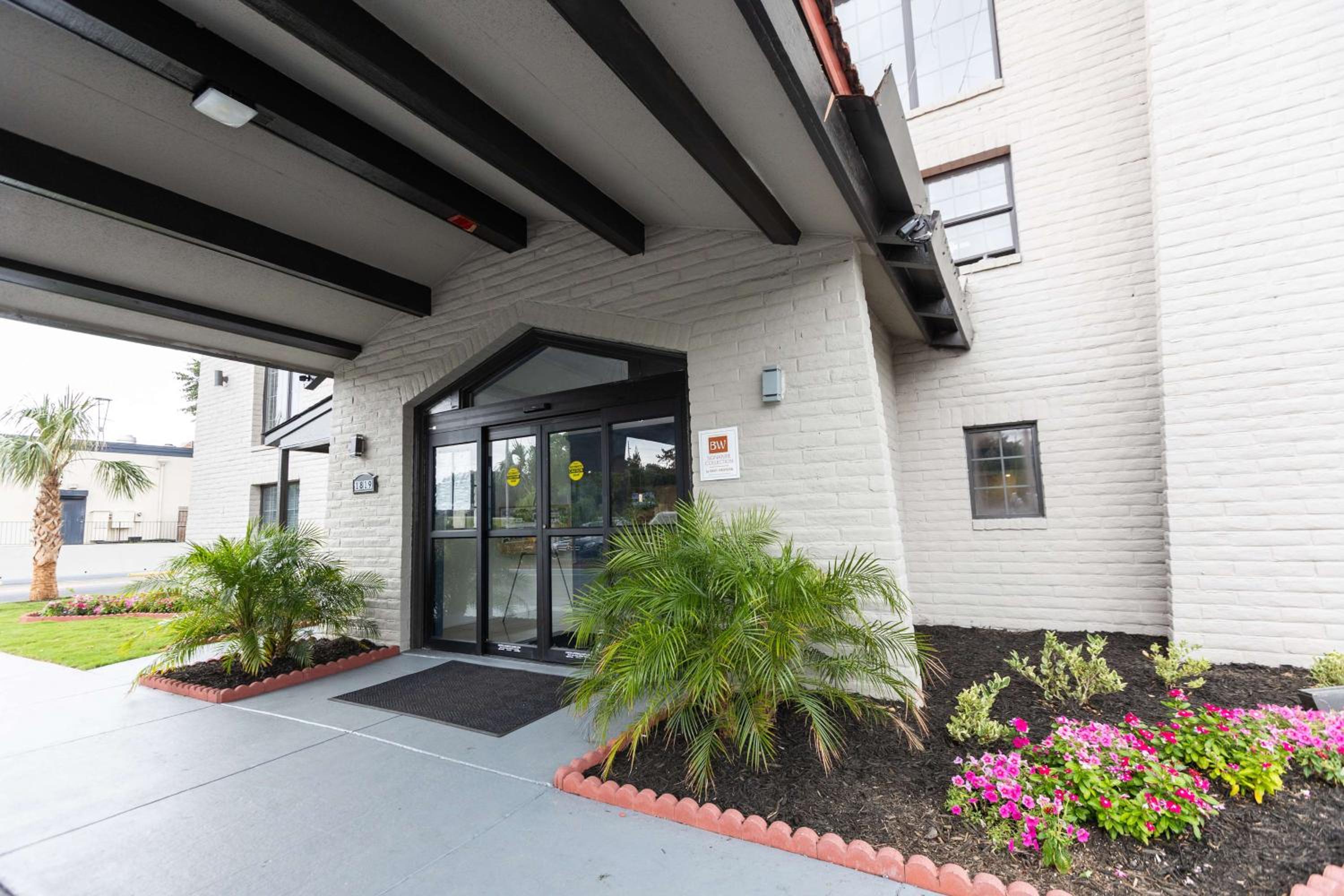 Bhagat Hotels Stone Mountain Atlanta BW Signature Collection - Property Image 2