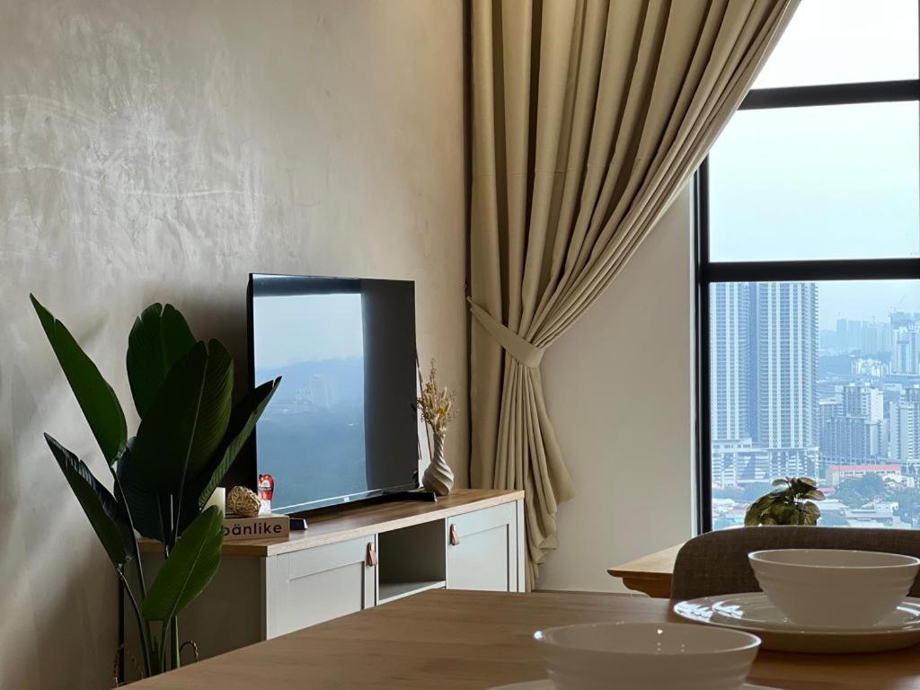 KL City View 2R1B Free Wifi 6pax