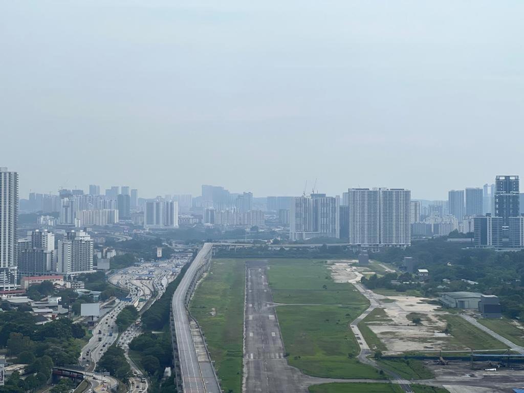 KL City View 2R1B Free Wifi 6pax