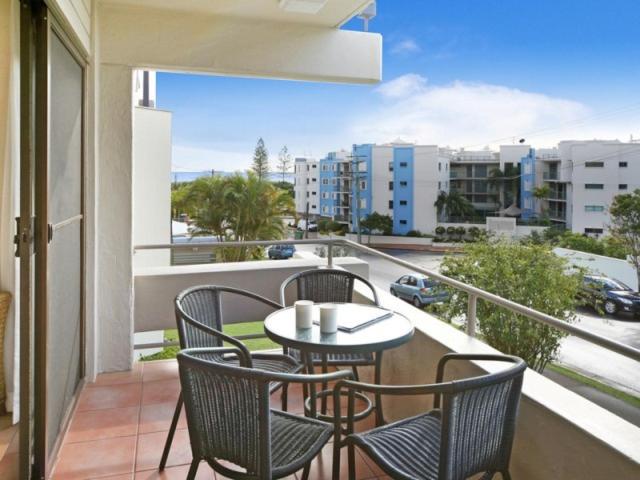 Warroo Apartments