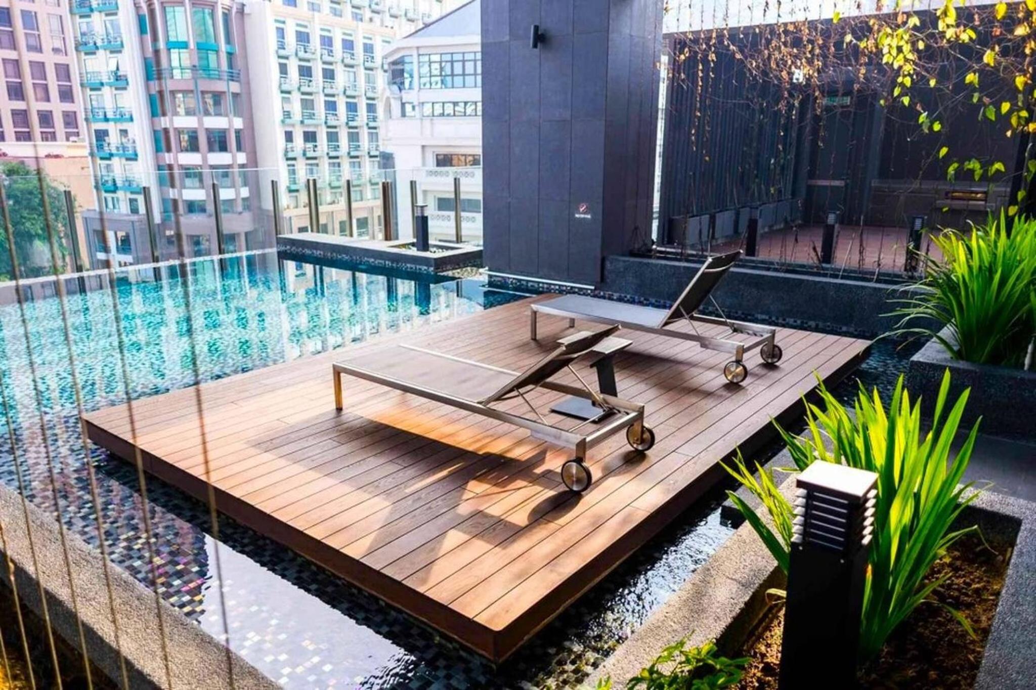 Luxurious Condo in Heart of Kuala Lumpur with Rooftop Garden